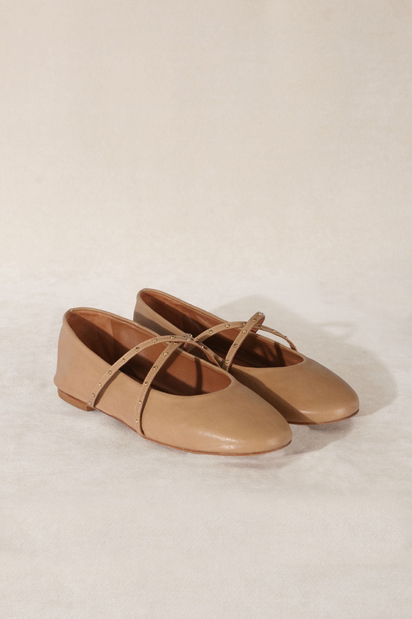 BAILARINA CRUZADA LATTE 1CM