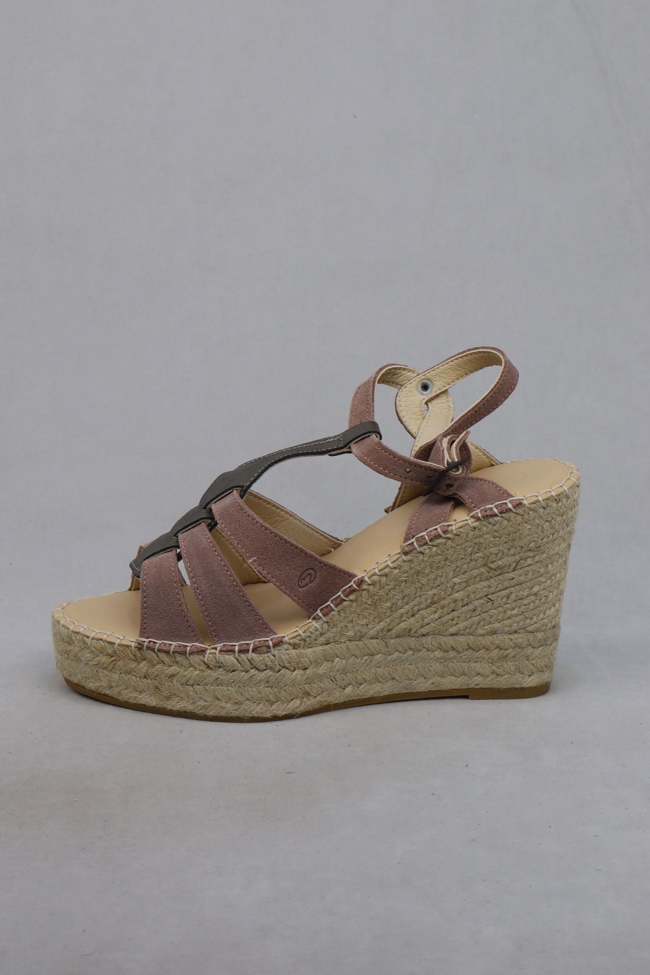 SANDALIA ESPARTO PLATAFORMA ARAVA