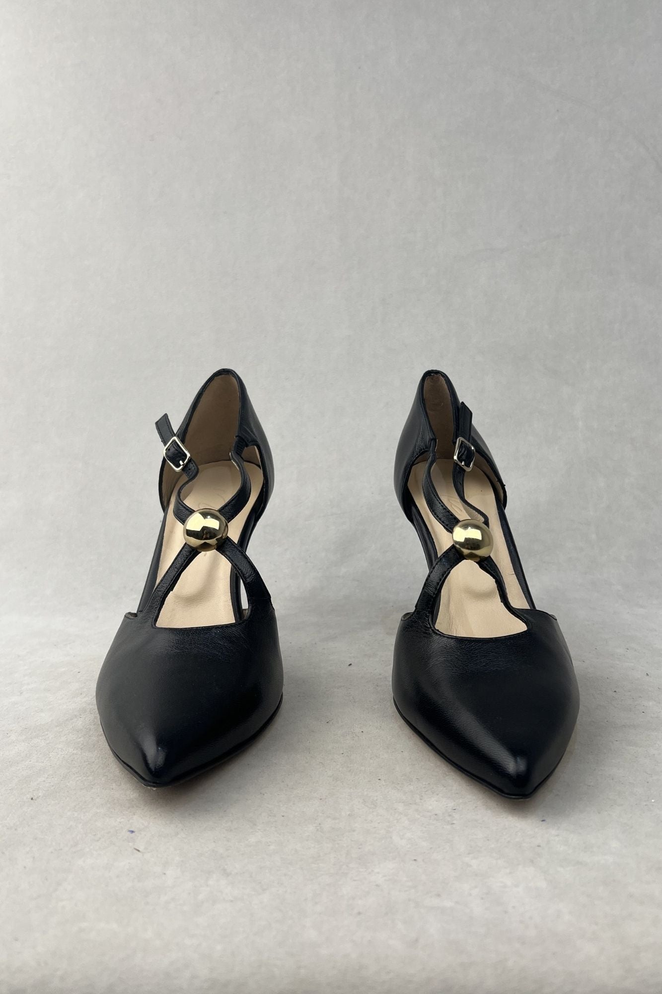 BLACK TACHA HEELS 2