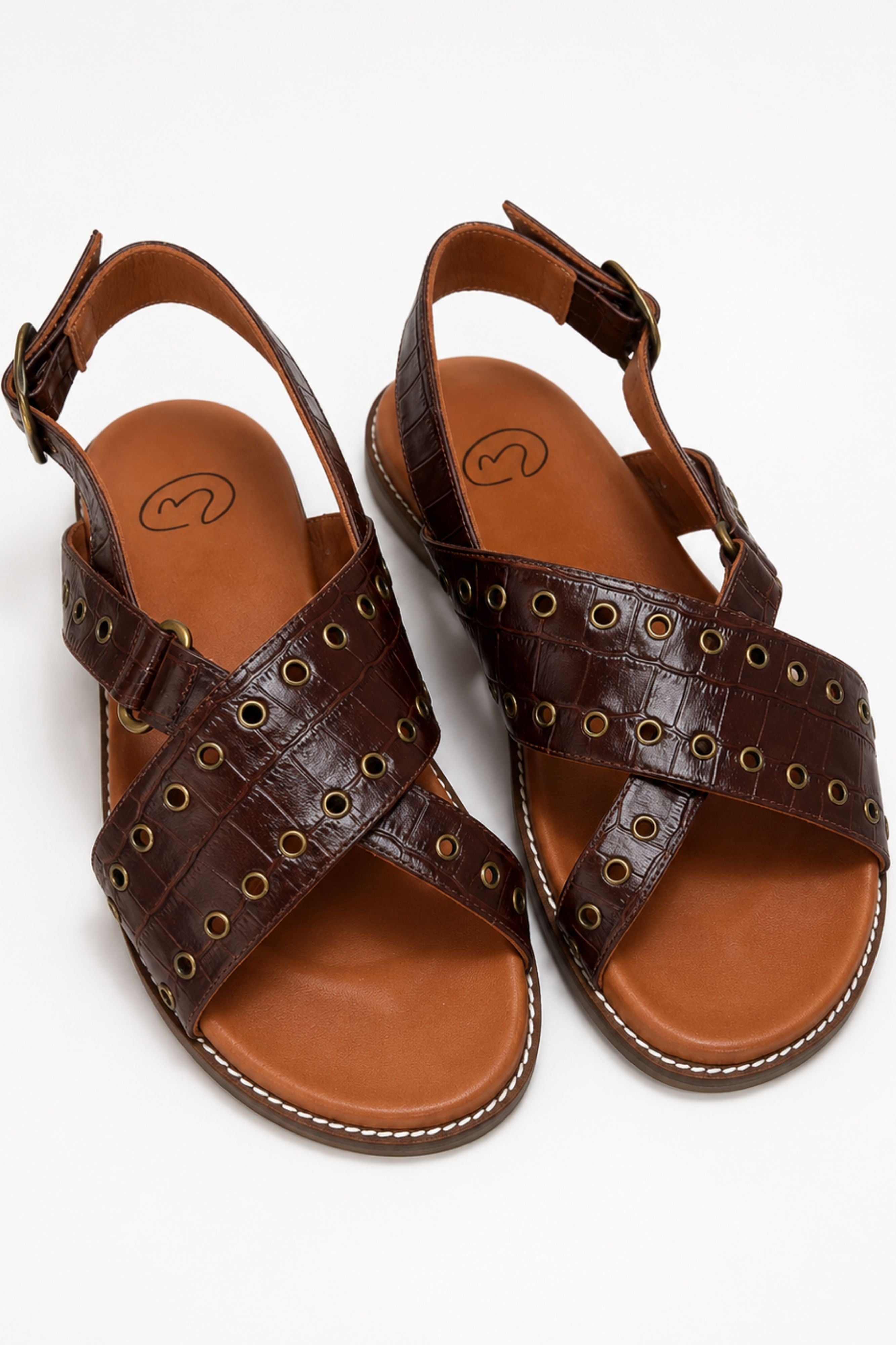 SANDALIA COCO CHOCO TACHAS SS