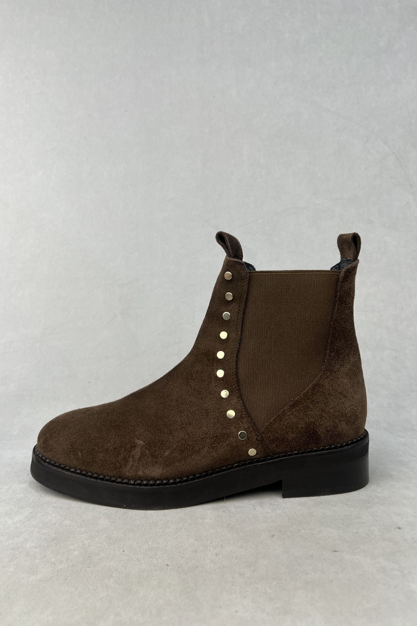 TAUPE CHELSEA BOOT