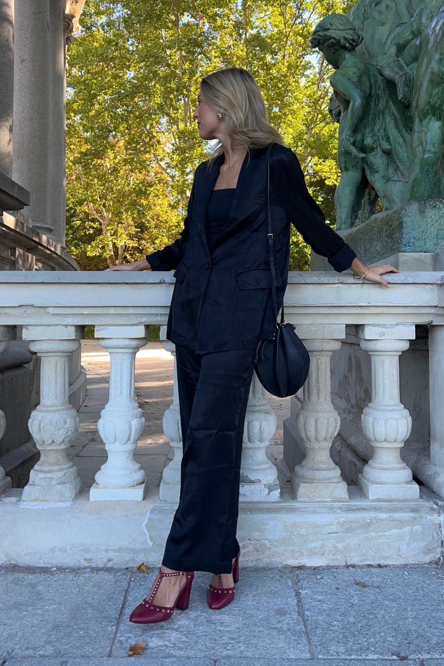 SALON T-BAR MAROON 9 CM