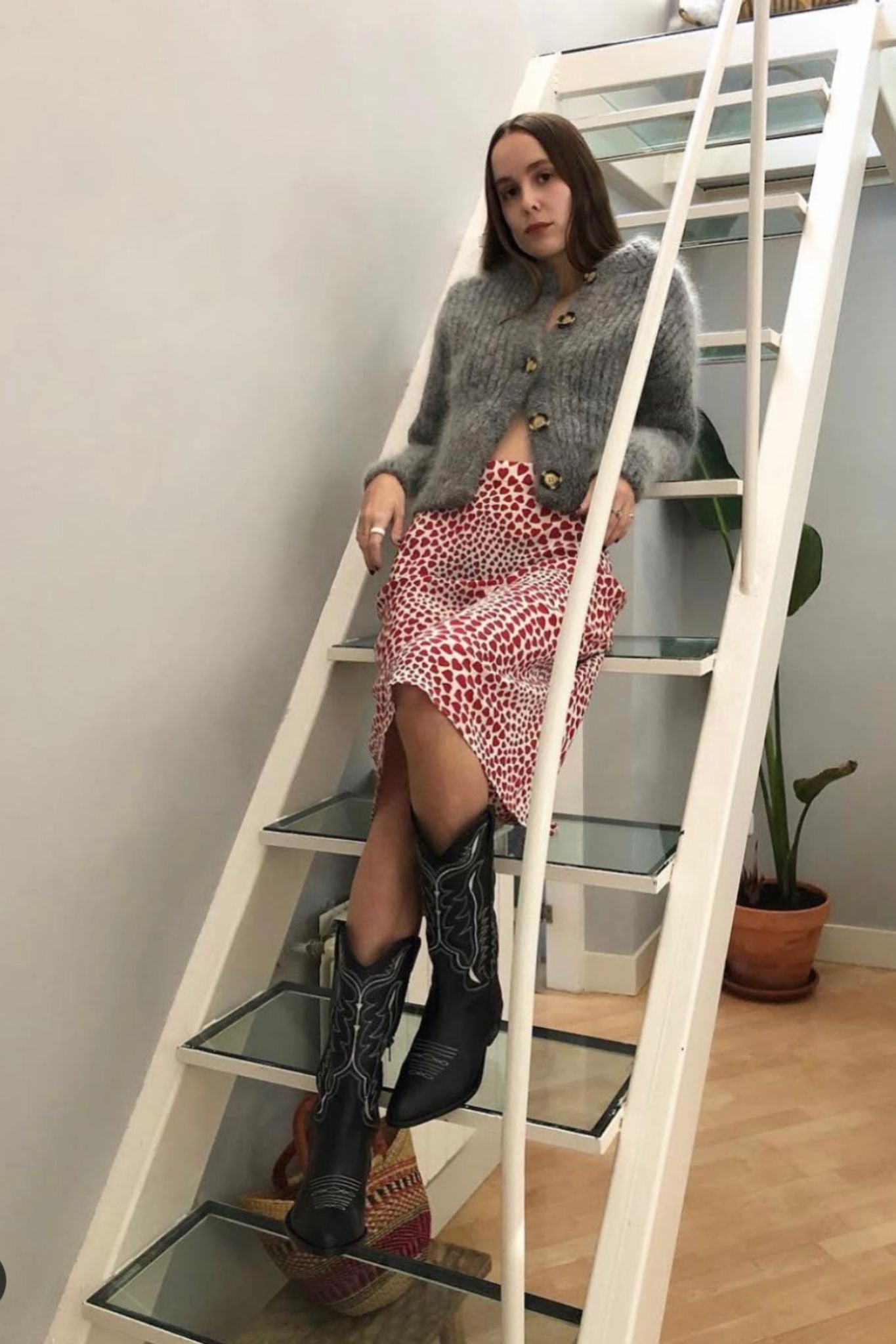 MESTIZO BOOTS NEGRAS HILO BLANCO 3.5CM