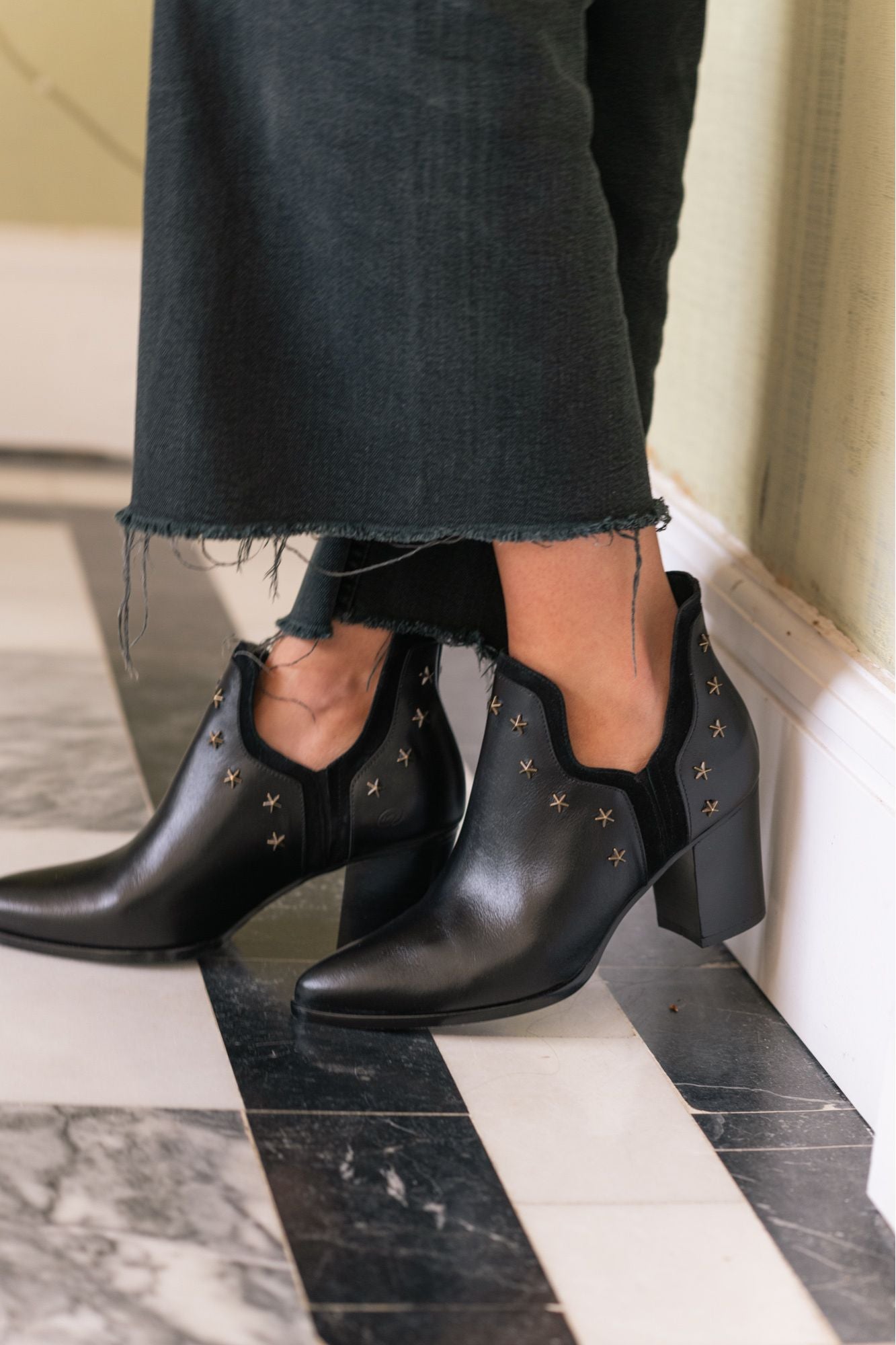 NAY BOOTS NEGRO TACON 7CM
