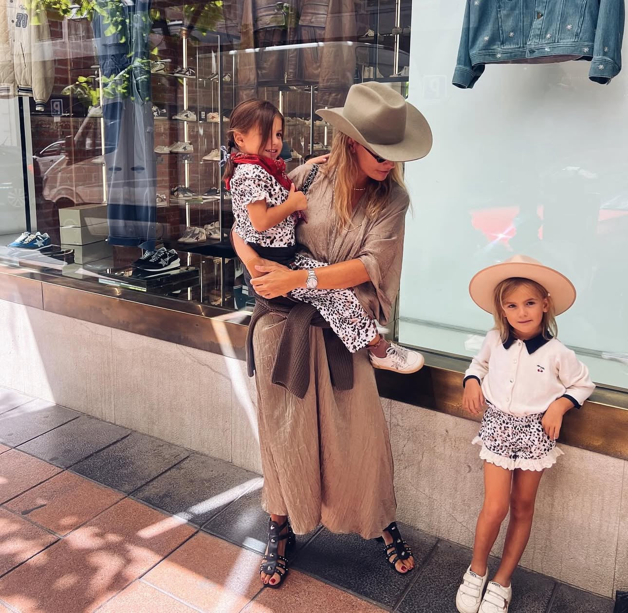 BELEN BLACK SANDAL 4CM