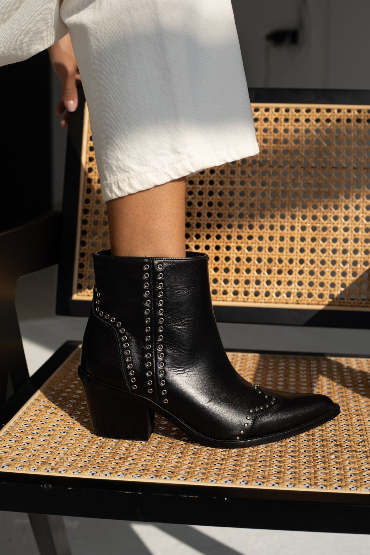 BOTIN JOANNA NEGRO TACON 7CM