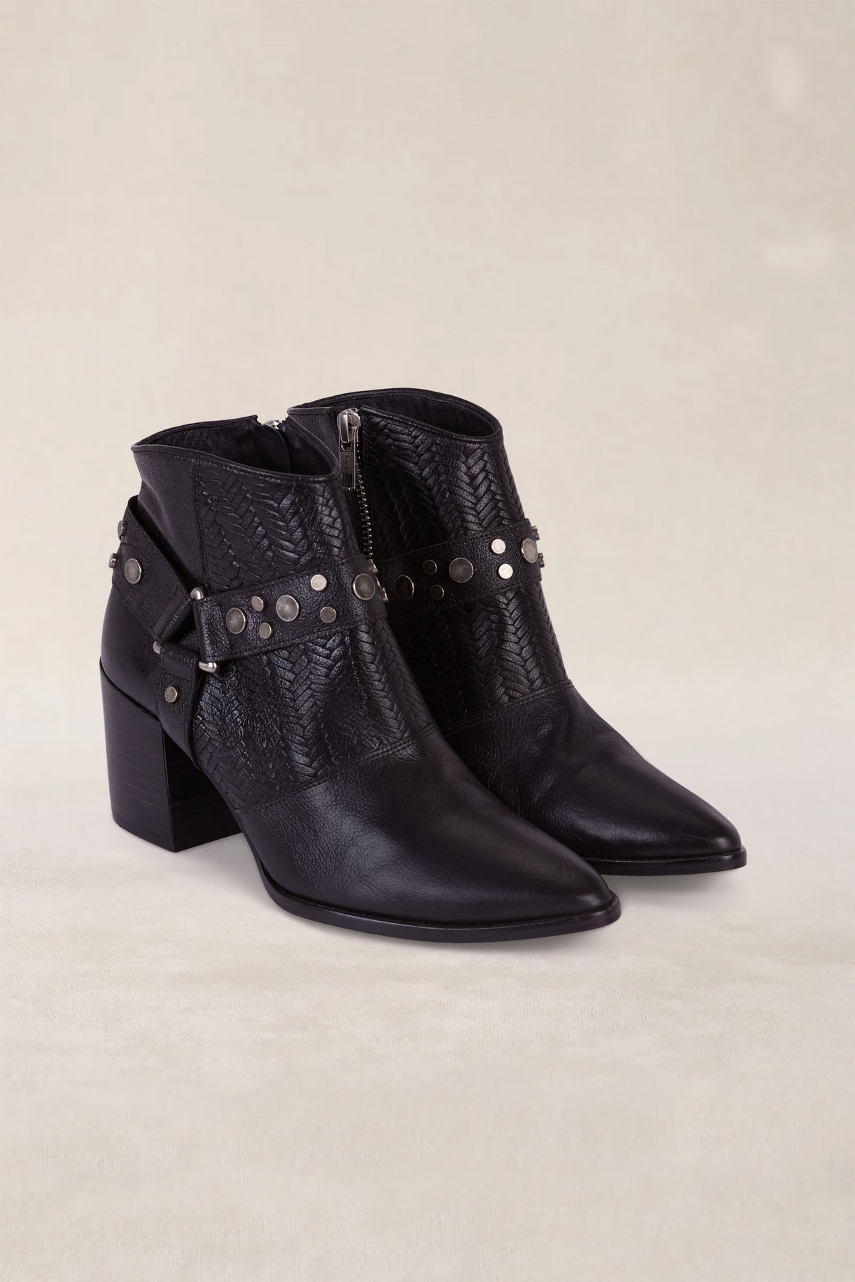 PETRA BOOTS NEGRAS 7CM