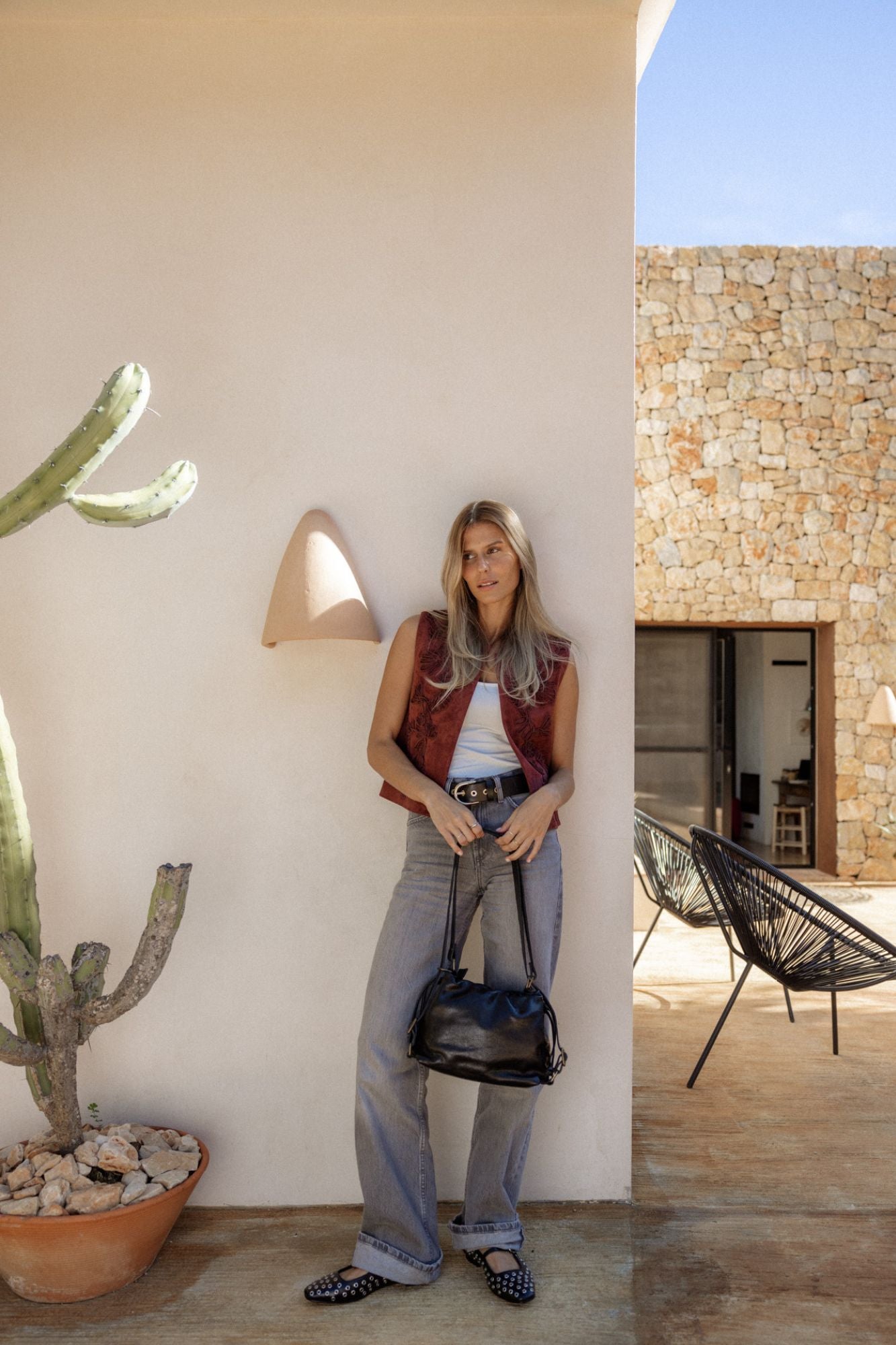 BAILARINA PIEL NEGRA TACHAS PLATA