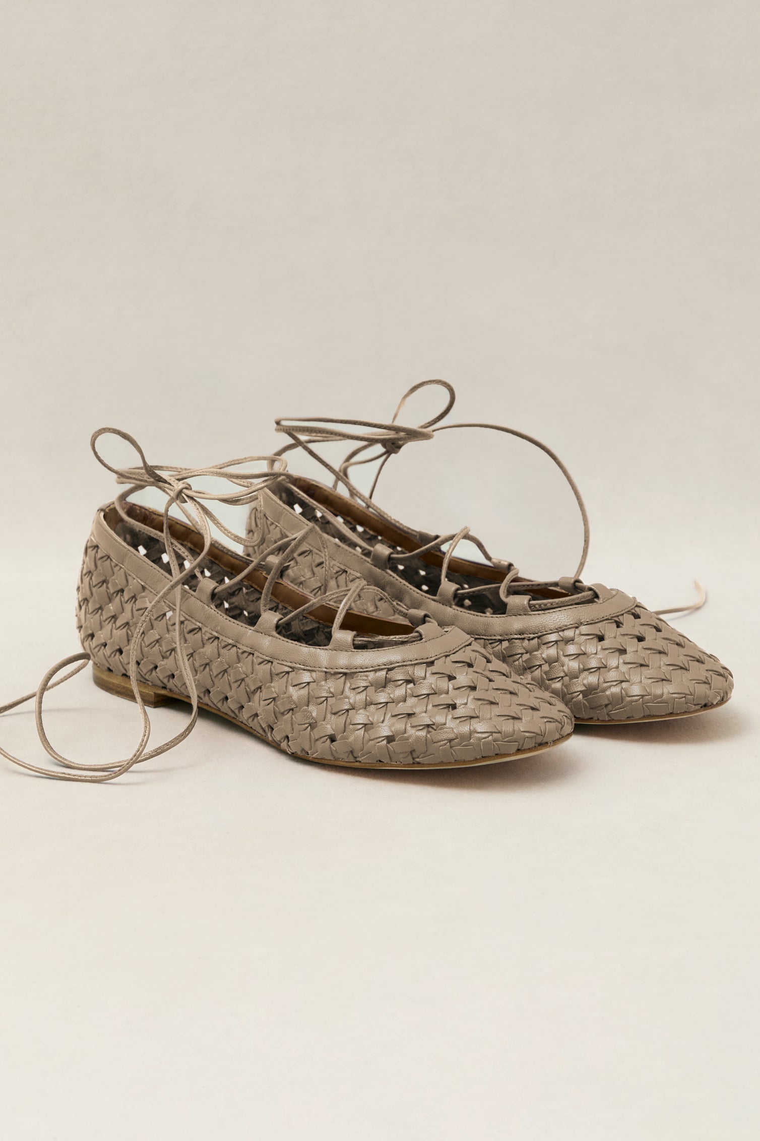 SIENNA TAUPE WOVEN BALLET FLAT 1CM