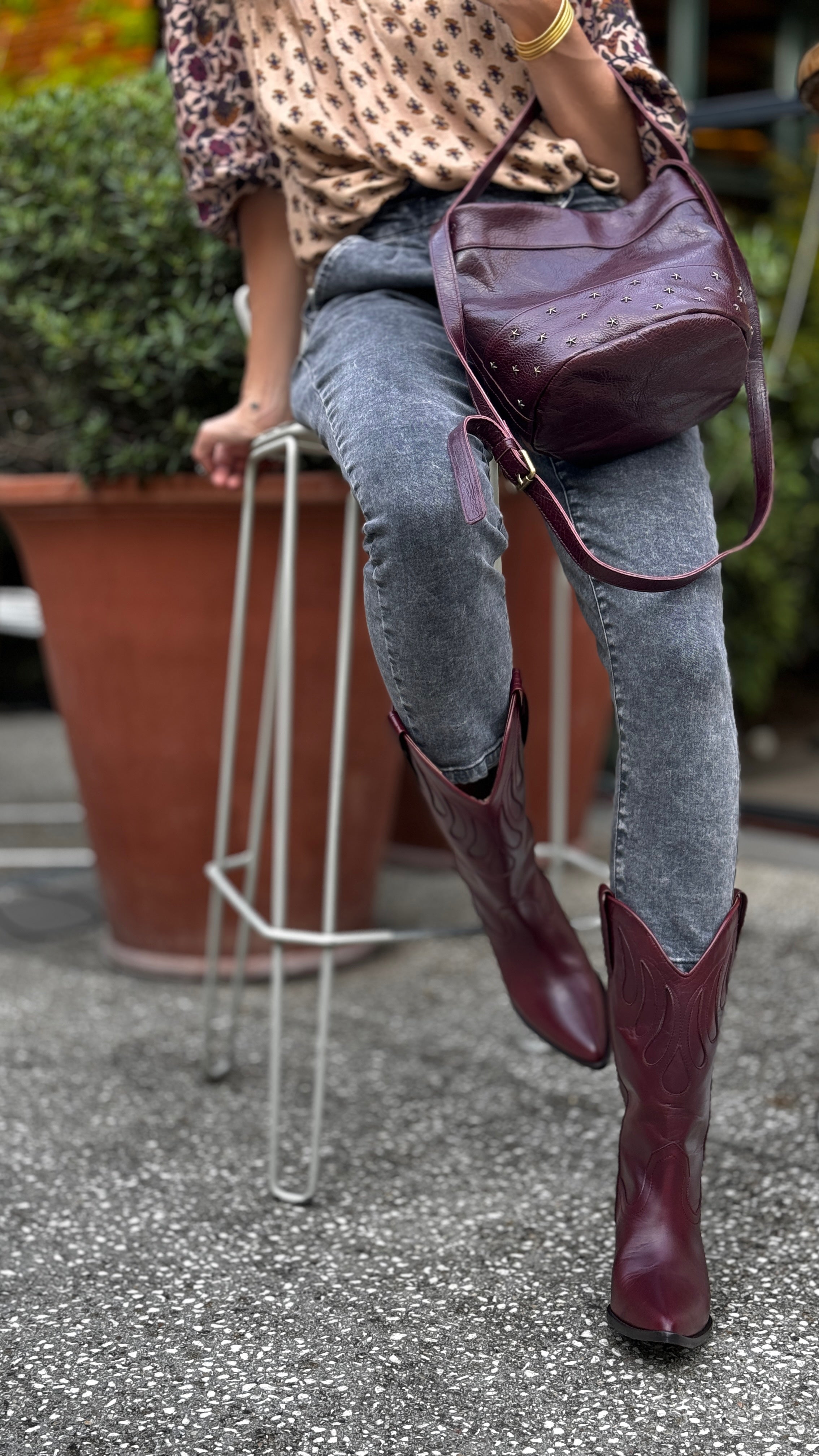 BURGUNDY MINI BUCKET BAG