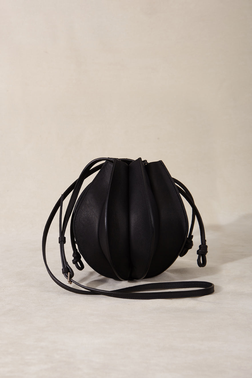 DINSUM BLACK BAG