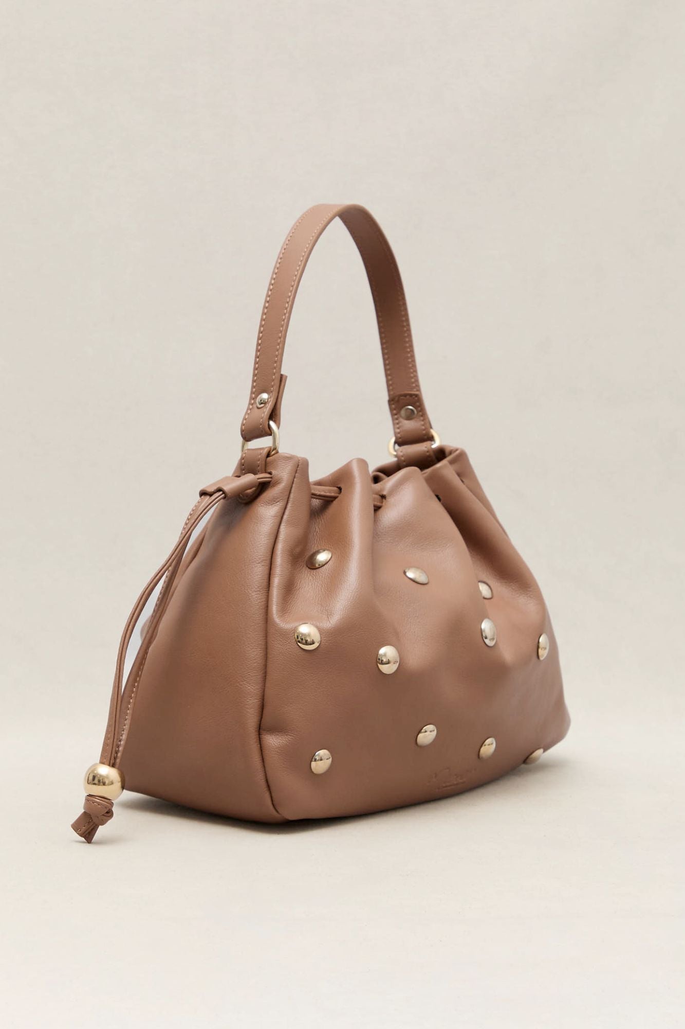 BOLSO BOMBONERA TACHAS CARAMELO