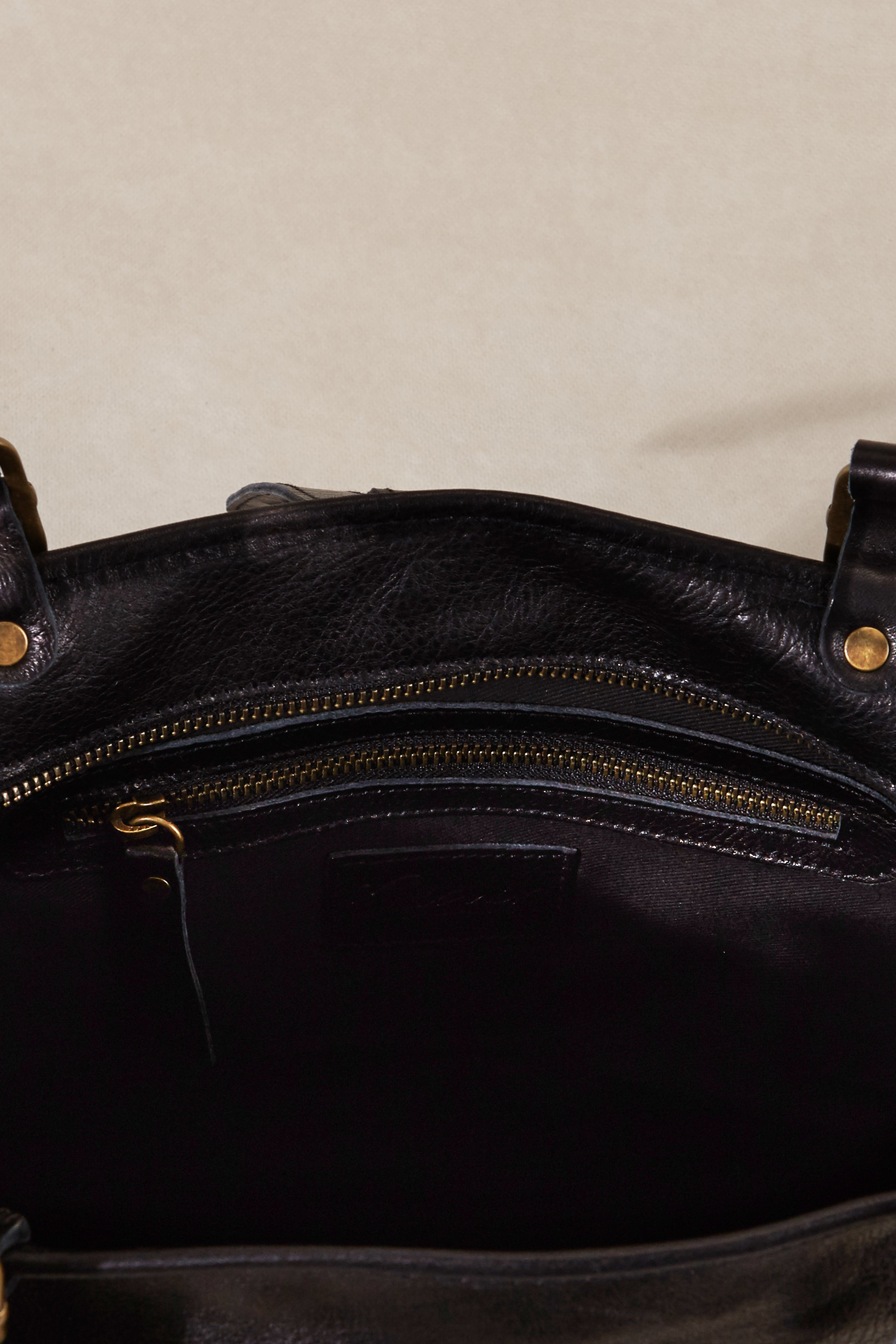 BLACK MINI CARRYCOT