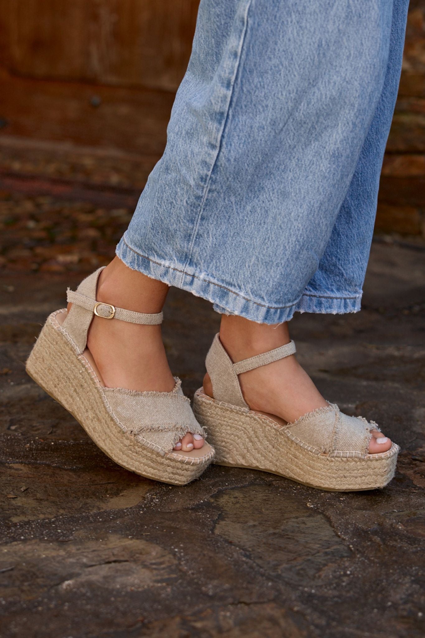 TATI LINEN BEIGE 8CM