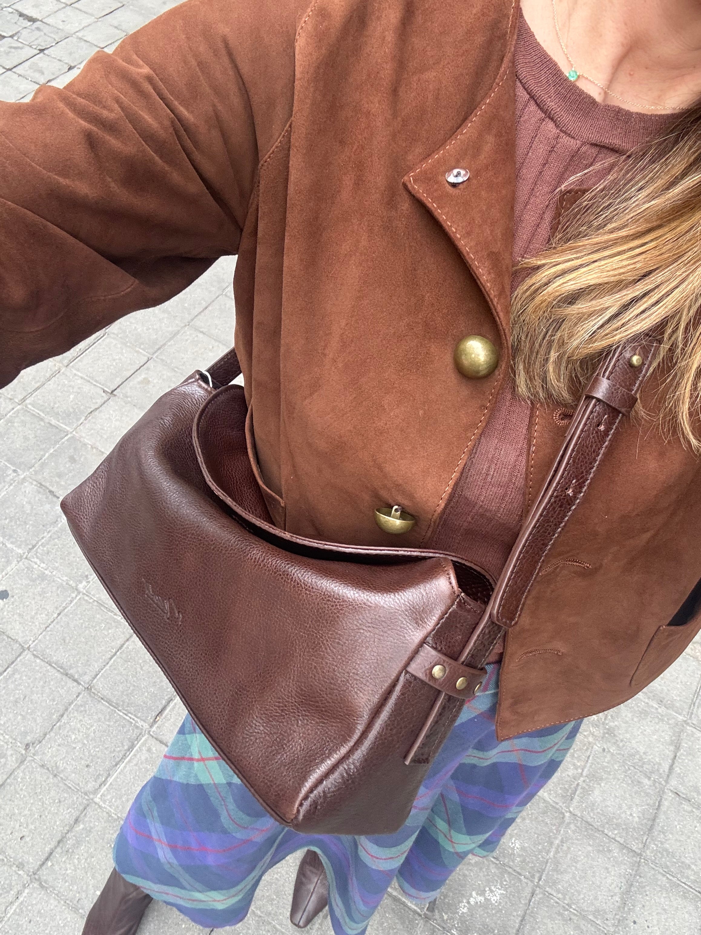 BOLSO BAGUETTE CHOCOLATE