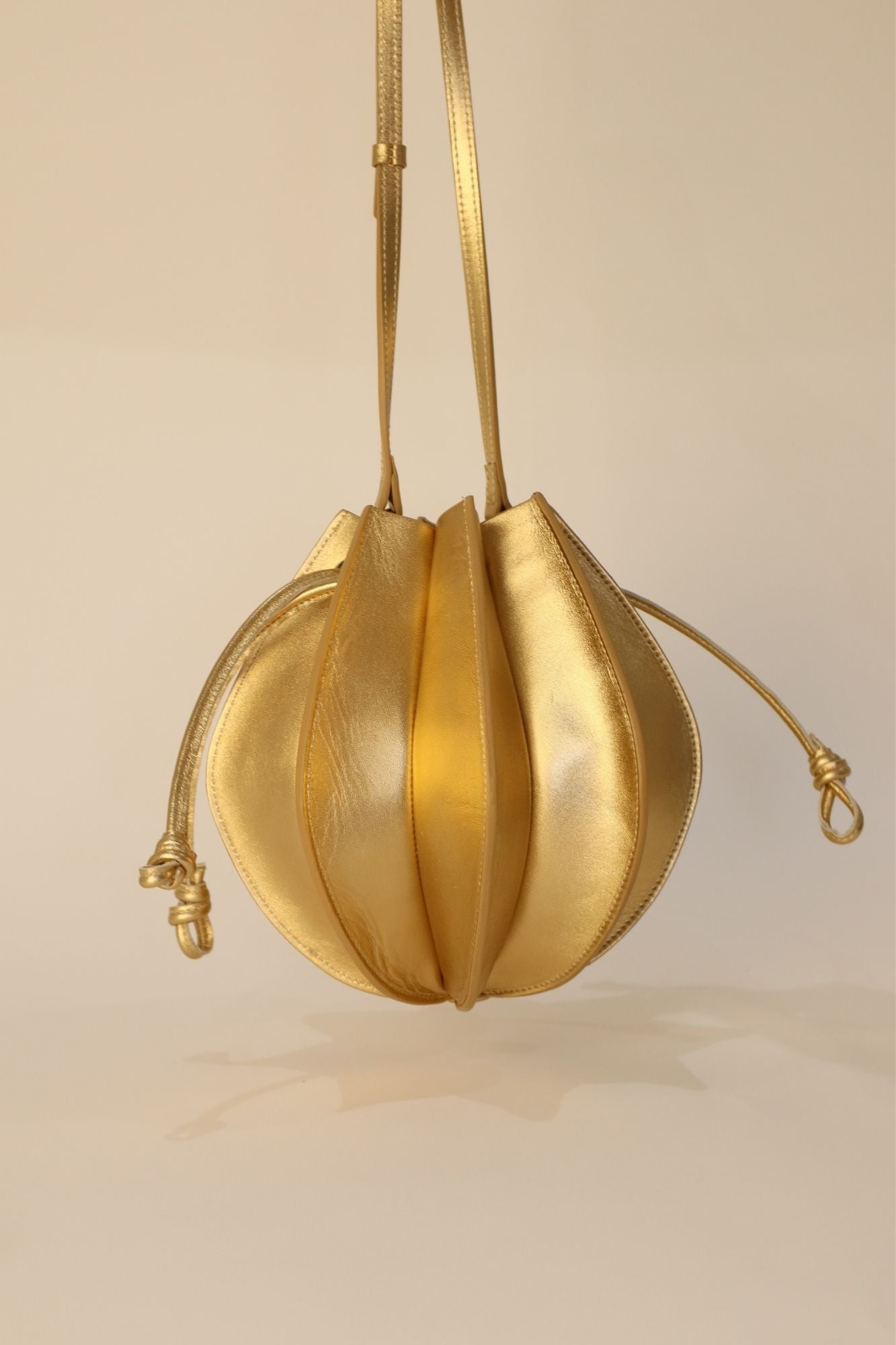 BOLSO DINSUM ORO