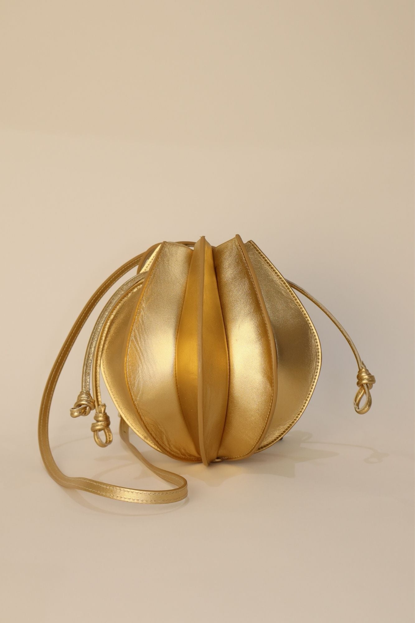 BOLSO DINSUM ORO