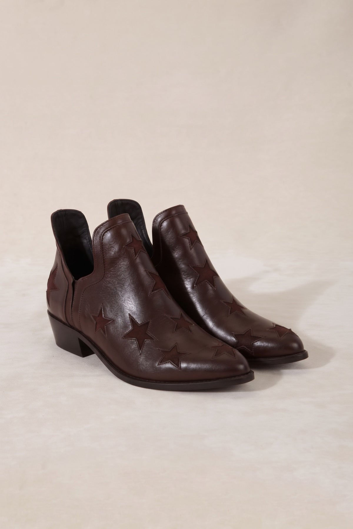 STAR BOOTS CHOCOLATE 4CM