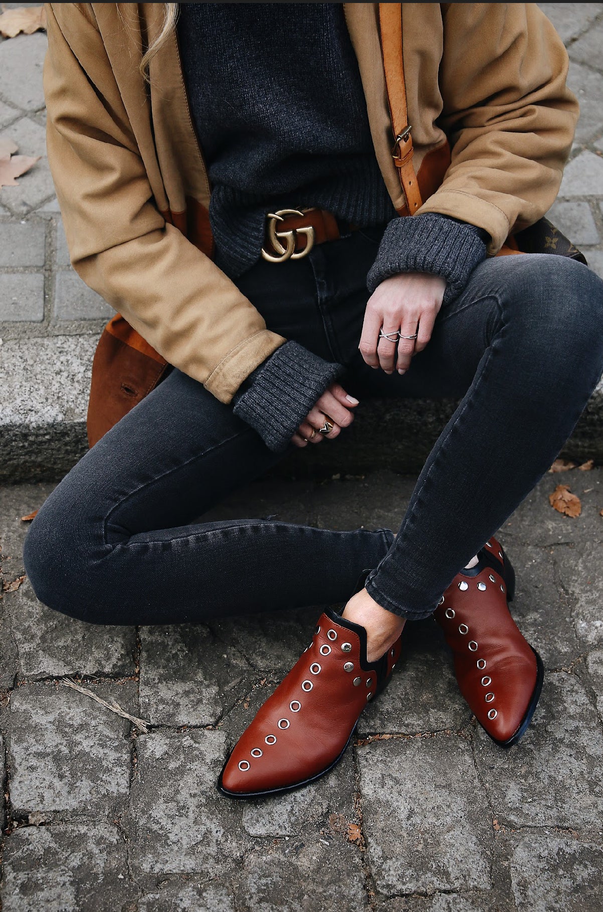 PUNKY BOOTS AVELLANA TACHAS PLATA 4CM