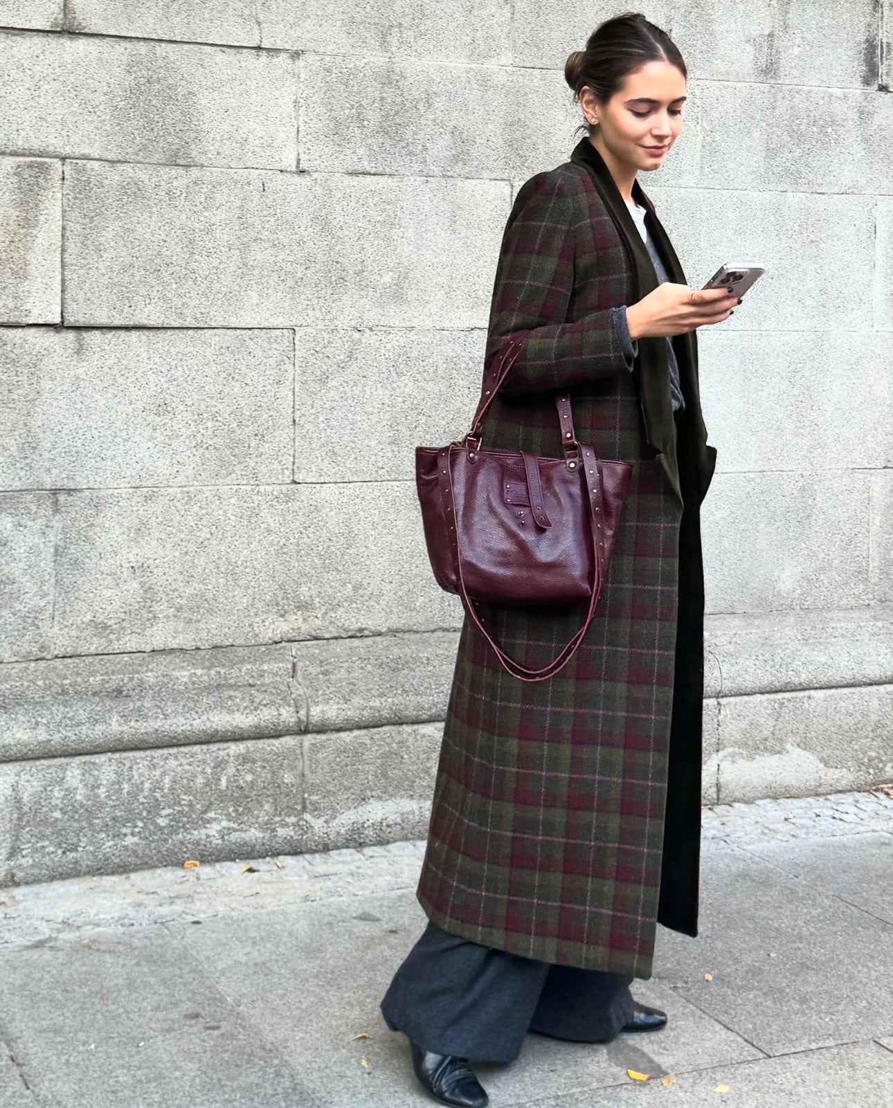 BURGUNDY MINI CARRYCOT