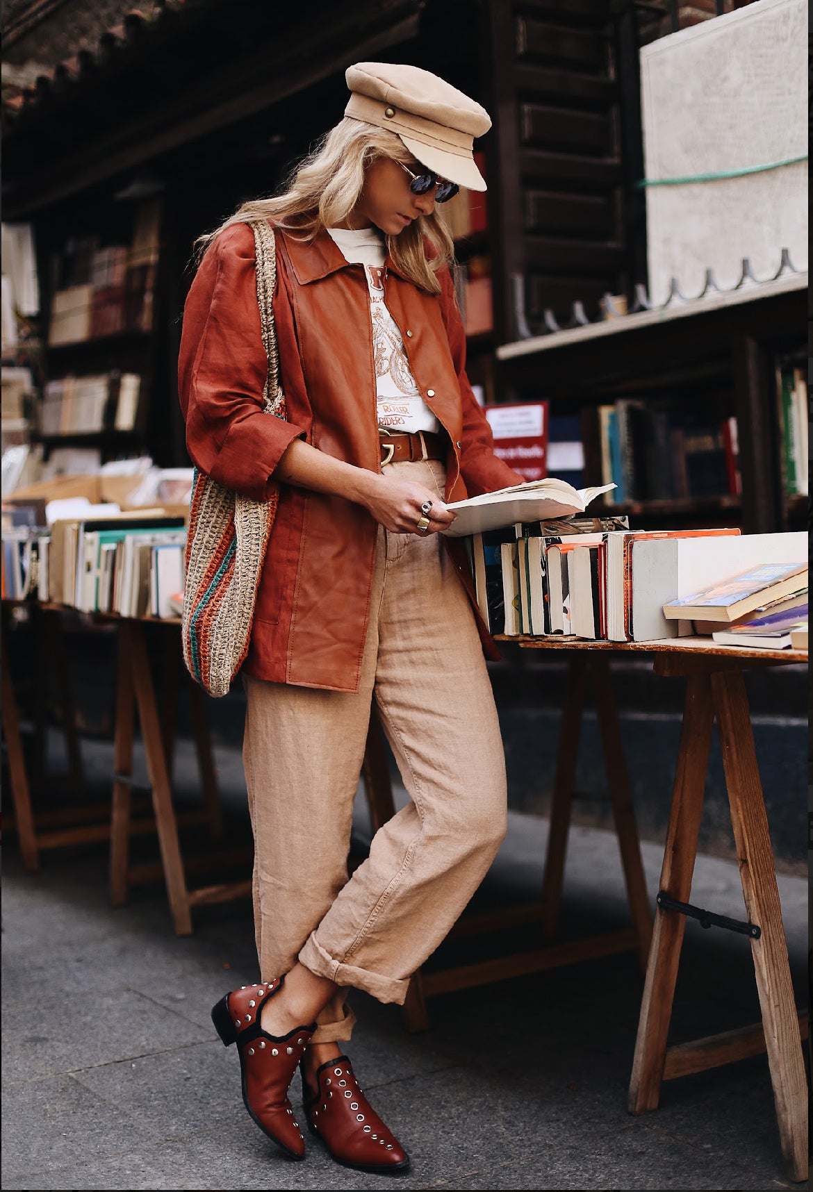 PUNKY BOOTS AVELLANA TACHAS PLATA 4CM