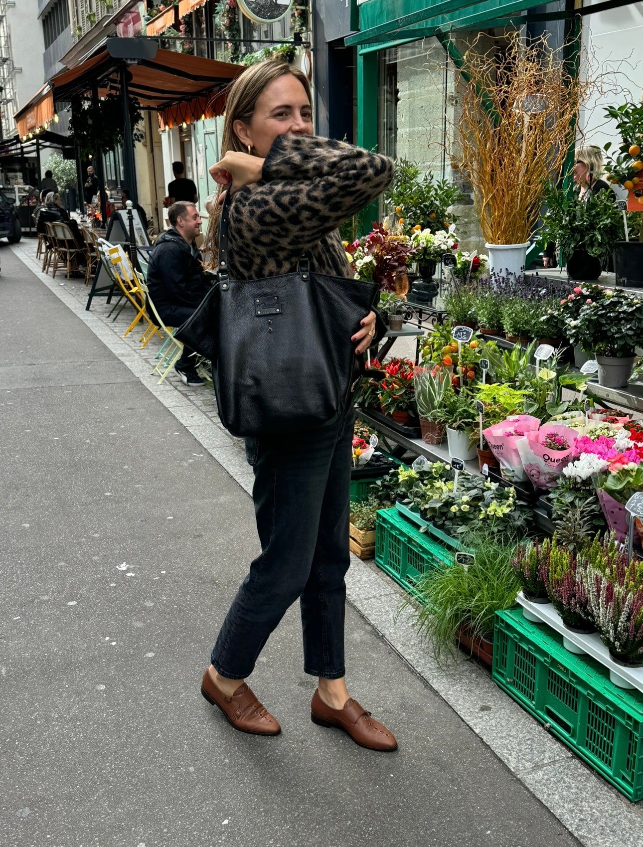 BLACK TOTE BAG