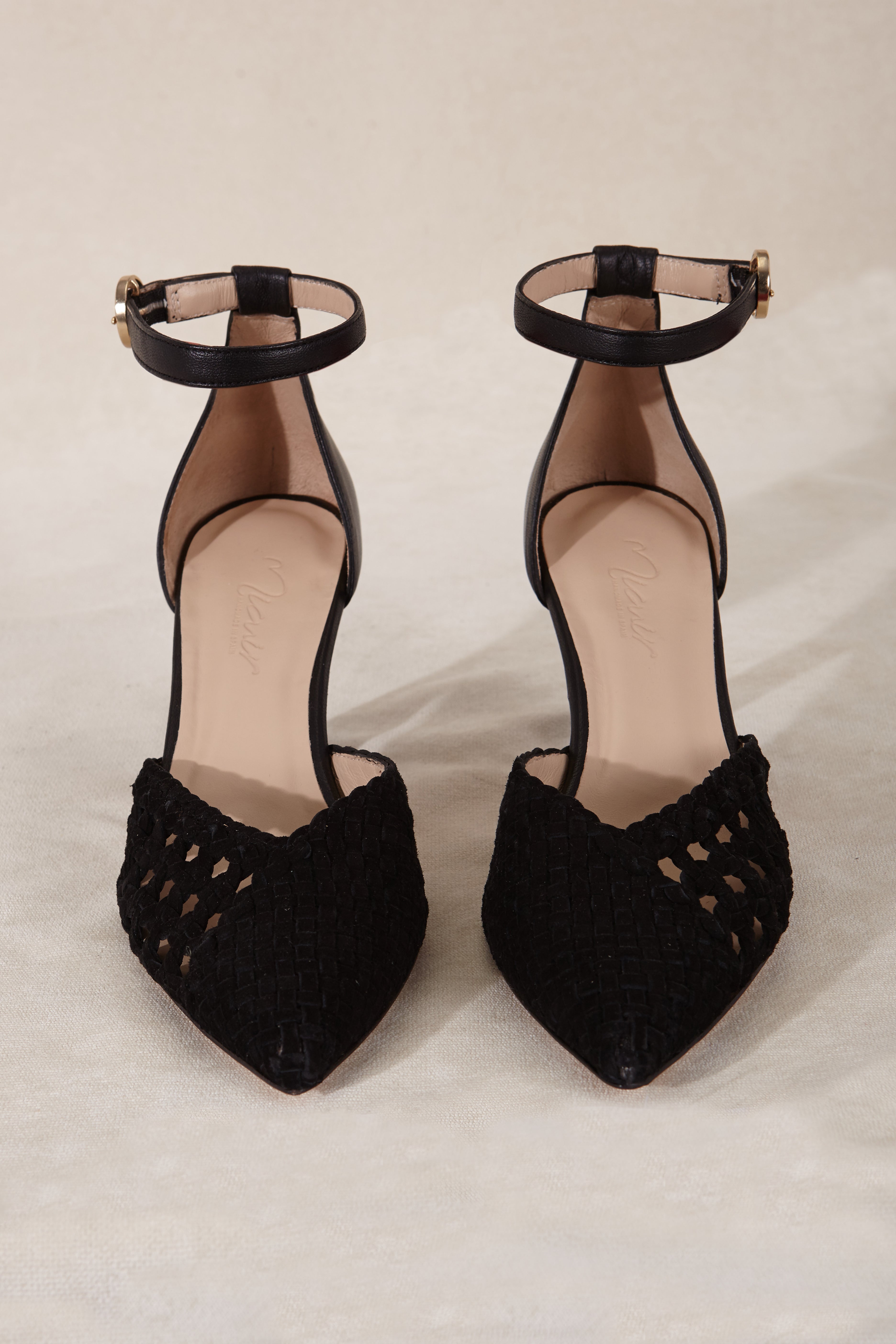 SANDALIA TACON TRENZADA INGRID NEGRO 7.5 CM