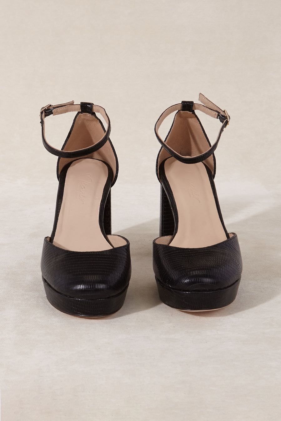 STELLA TEJUS NEGRO 9CM