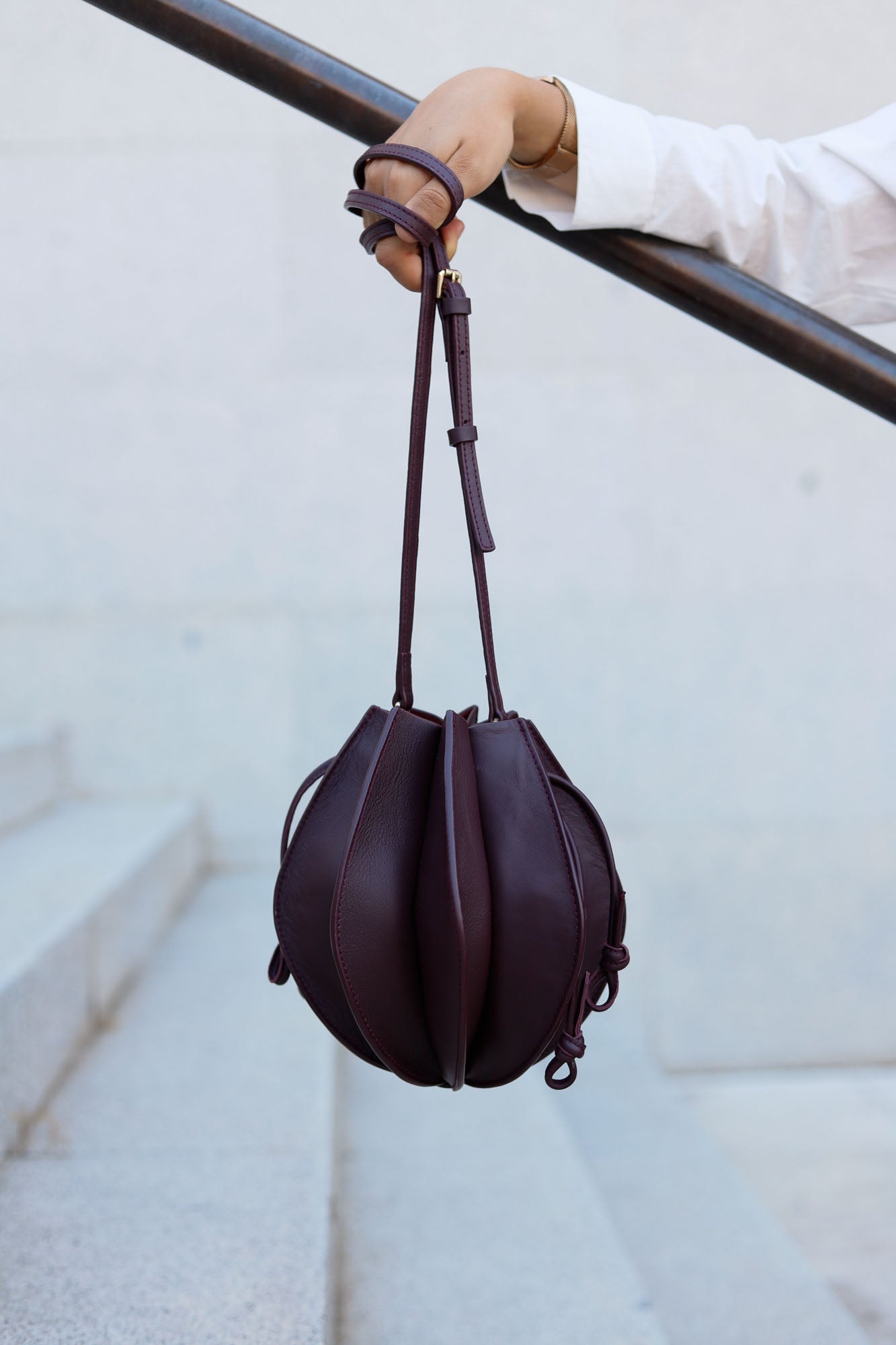 DINSUM BURGUNDY BAG