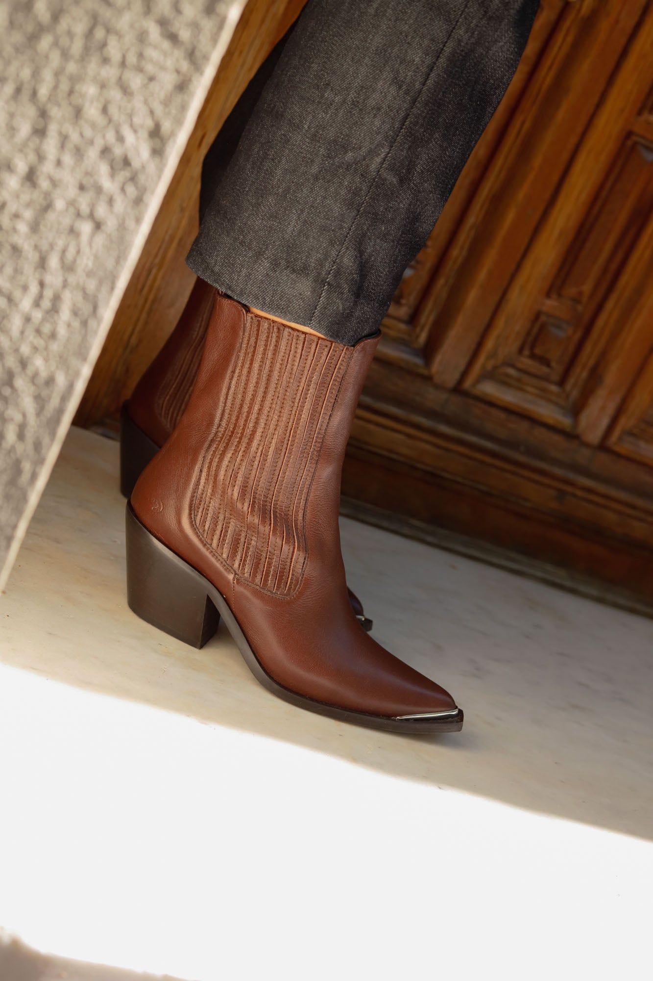 BOTA VELA PUNTERA CHOCOLATE 7CM