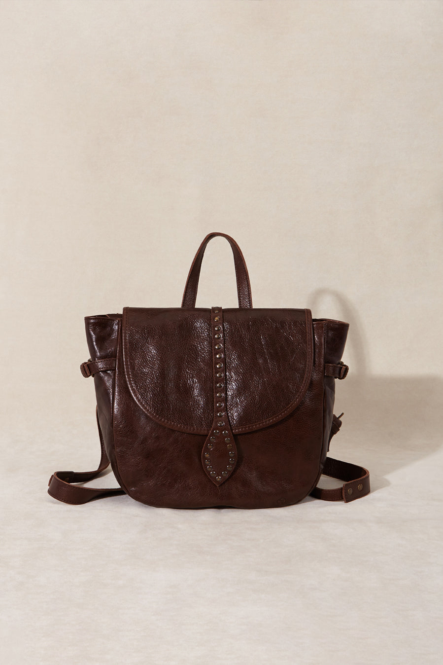 MOCHILA TACHAS CHOCOLATE