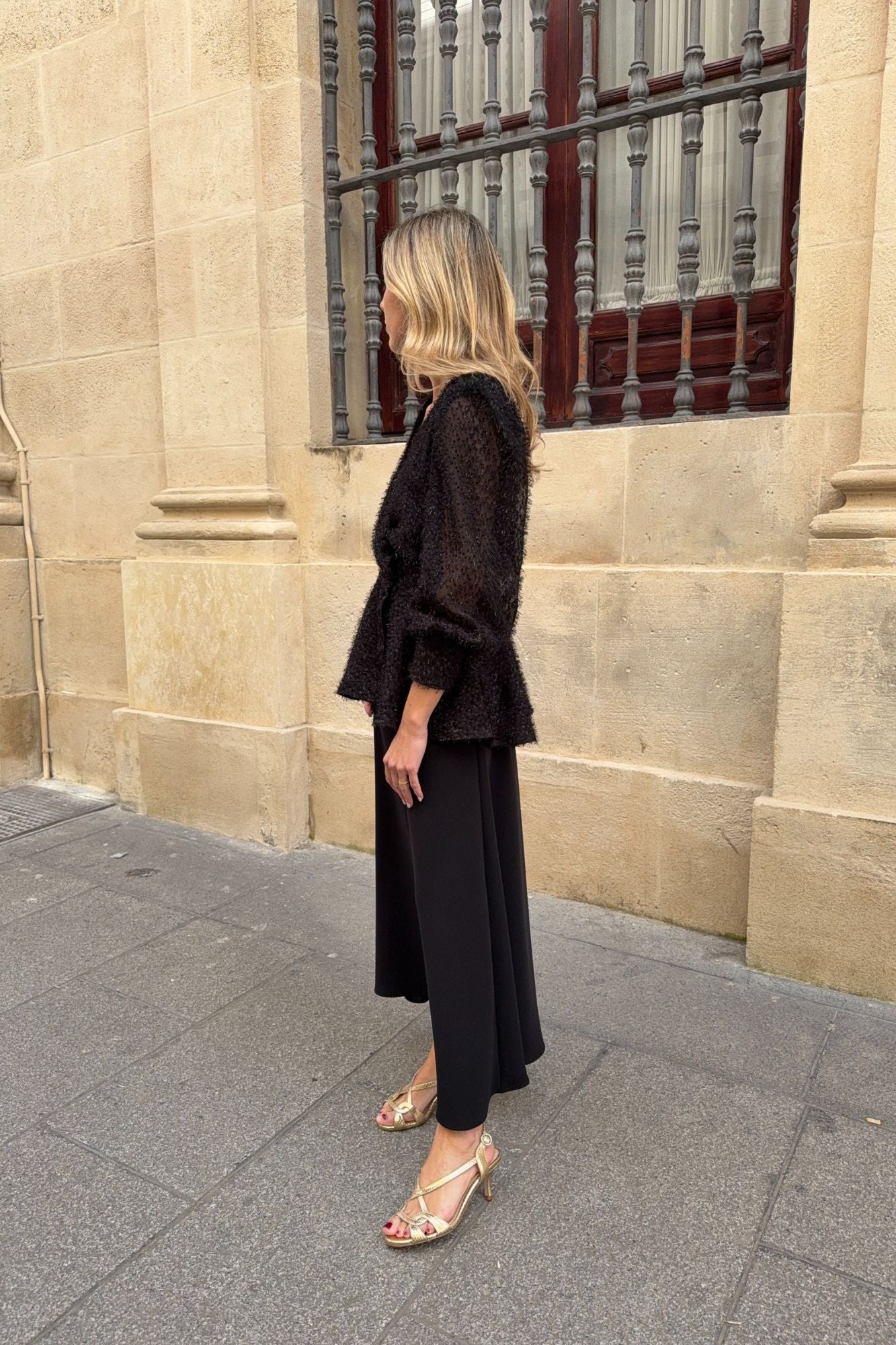 SANDALIA GADEA PETIT GRABADO ORO 5.5CM