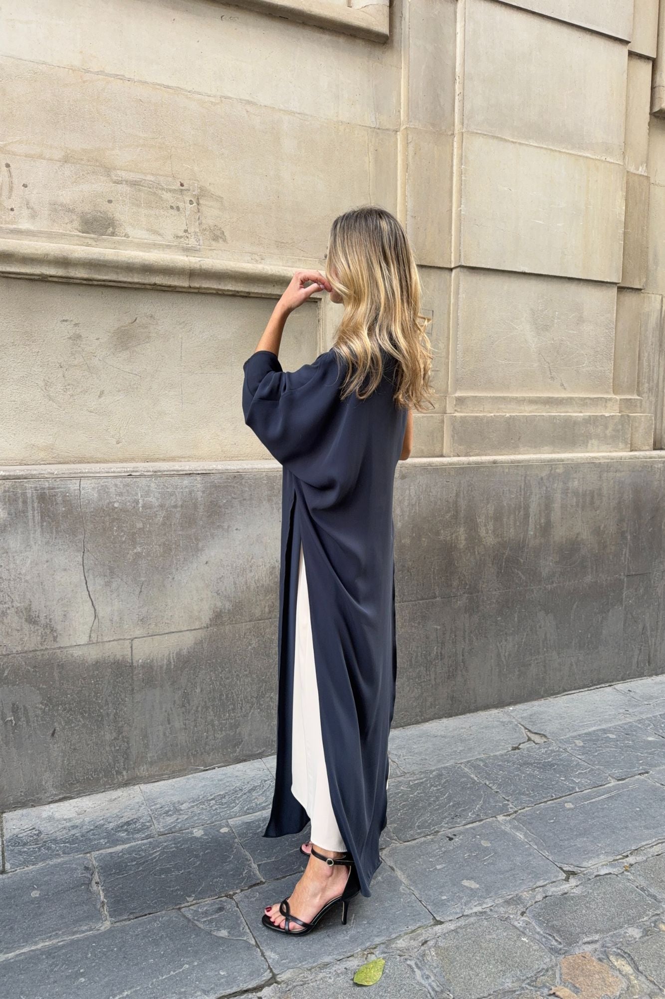 Look invitada de boda 2025