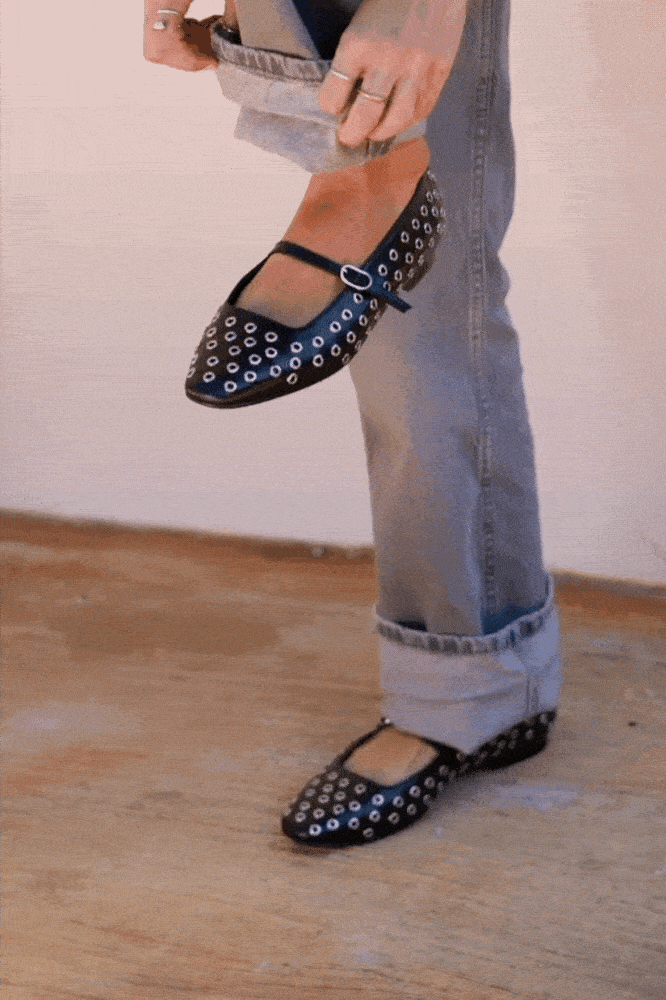 BAILARINA PIEL NEGRA TACHAS PLATA