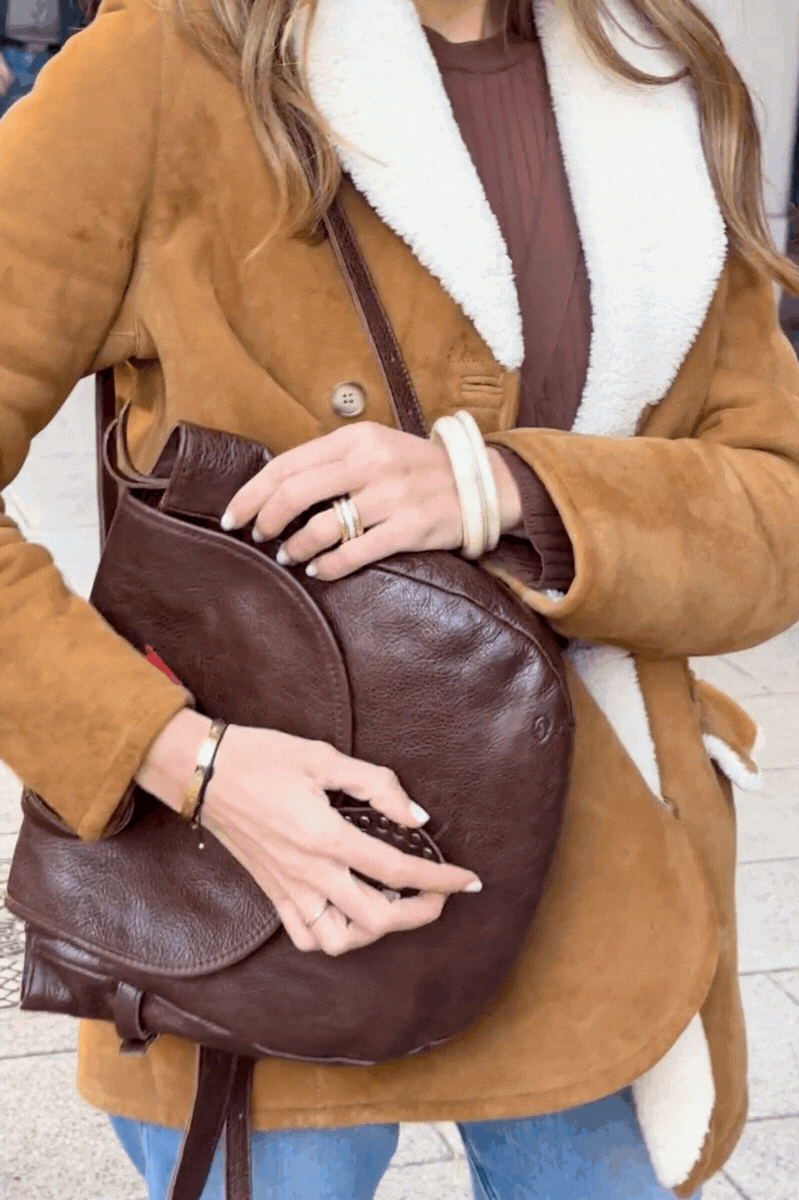 MOCHILA TACHAS CHOCOLATE