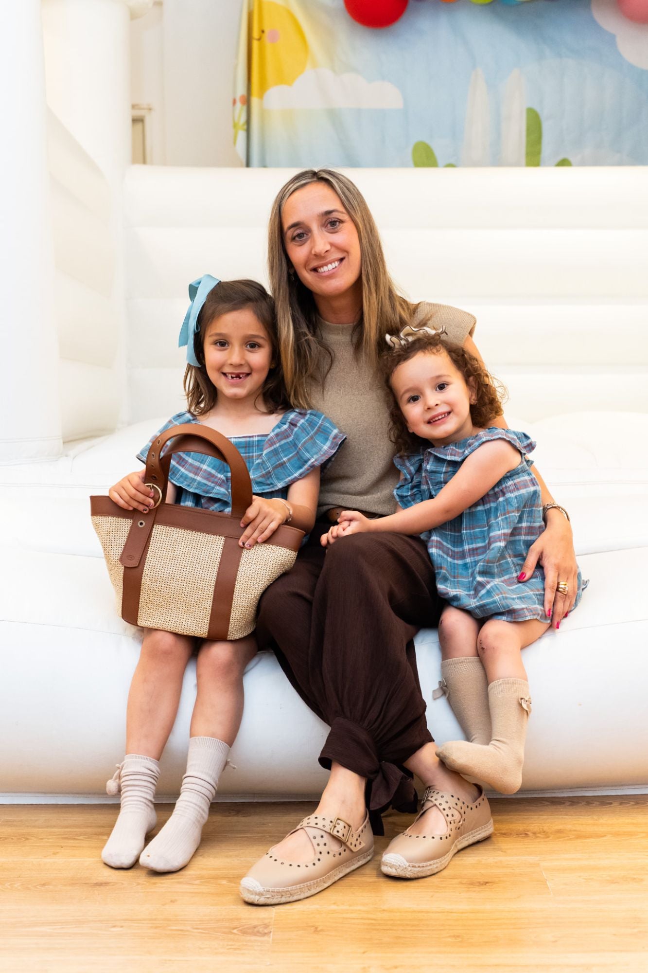 ALAIA LATTE CROSSED BALLERINA