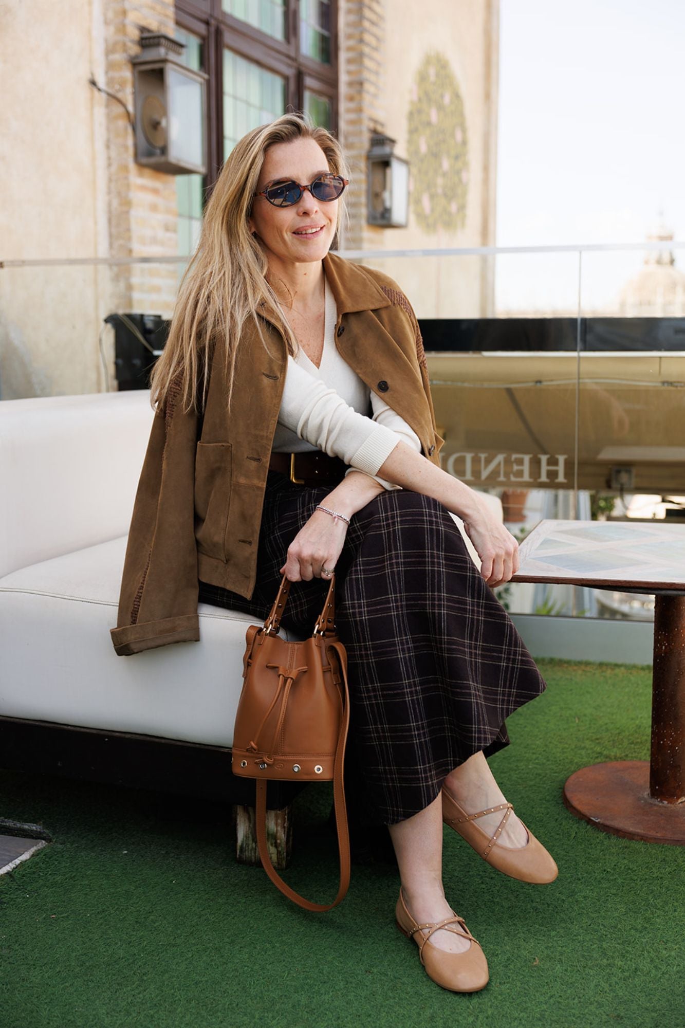 BAILARINA CRUZADA LATTE 1CM