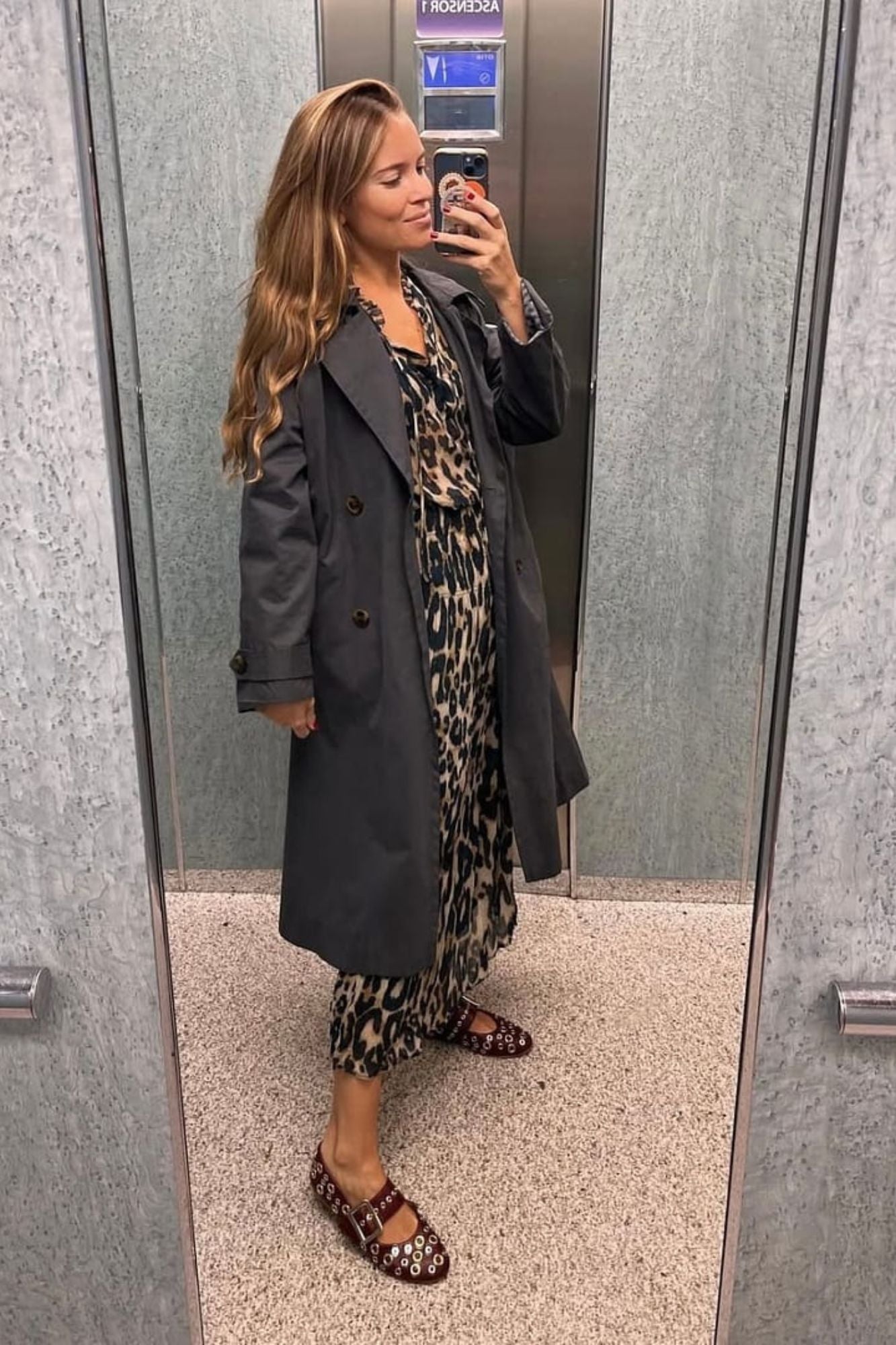 BAILARINA ROCK TACHAS BURDEOS 1CM