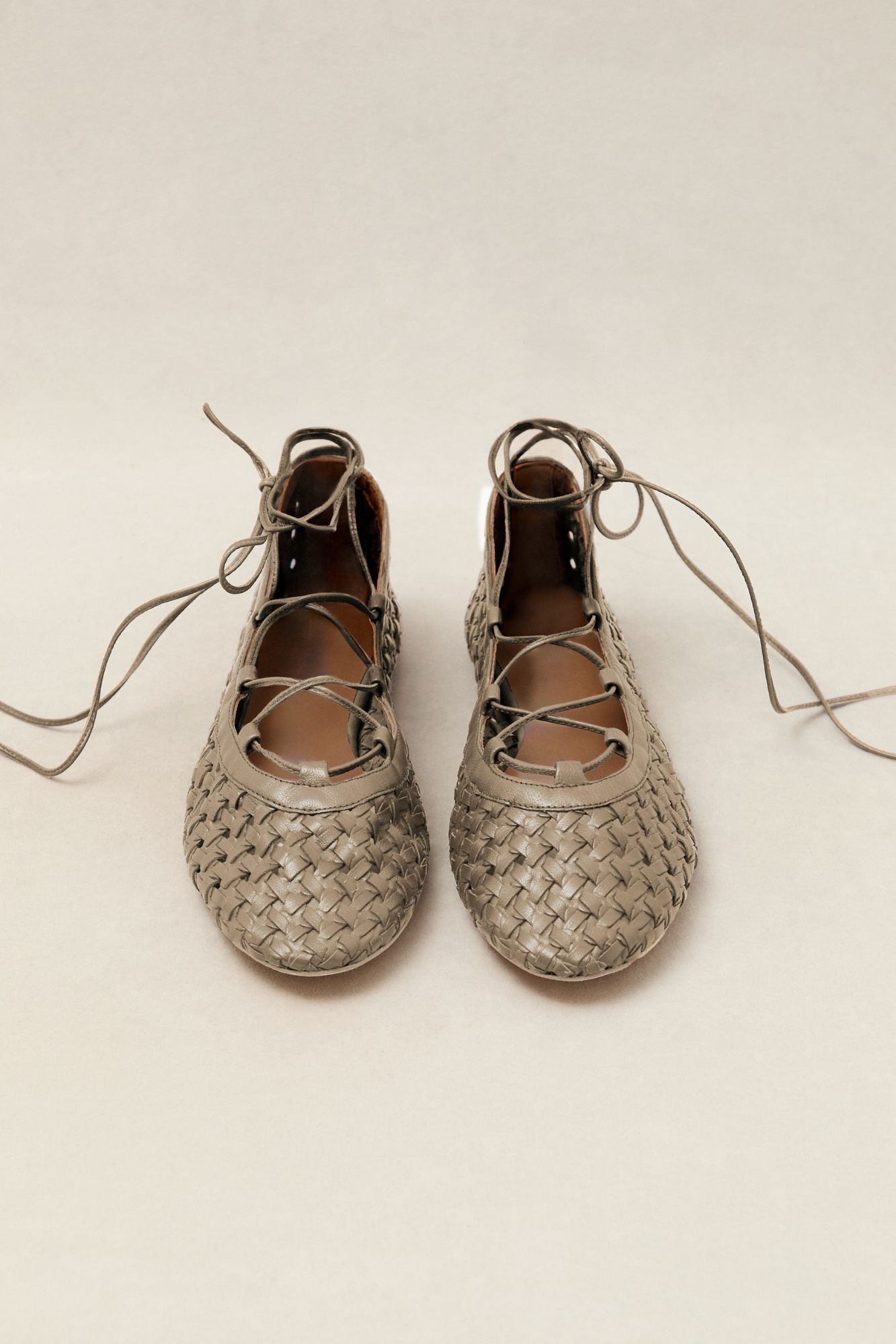 SIENNA TAUPE WOVEN BALLET FLAT 1CM