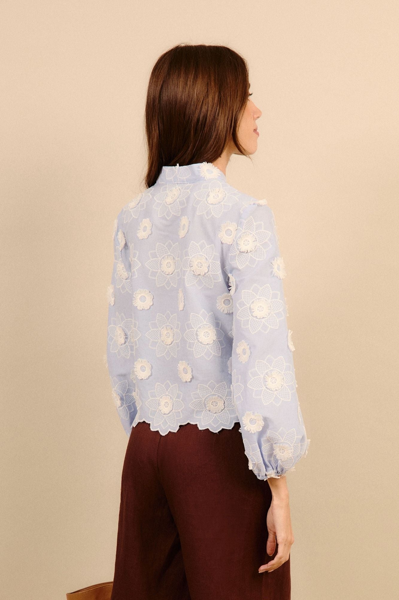 BLUE FLOWER EMBROIDERED SHIRT