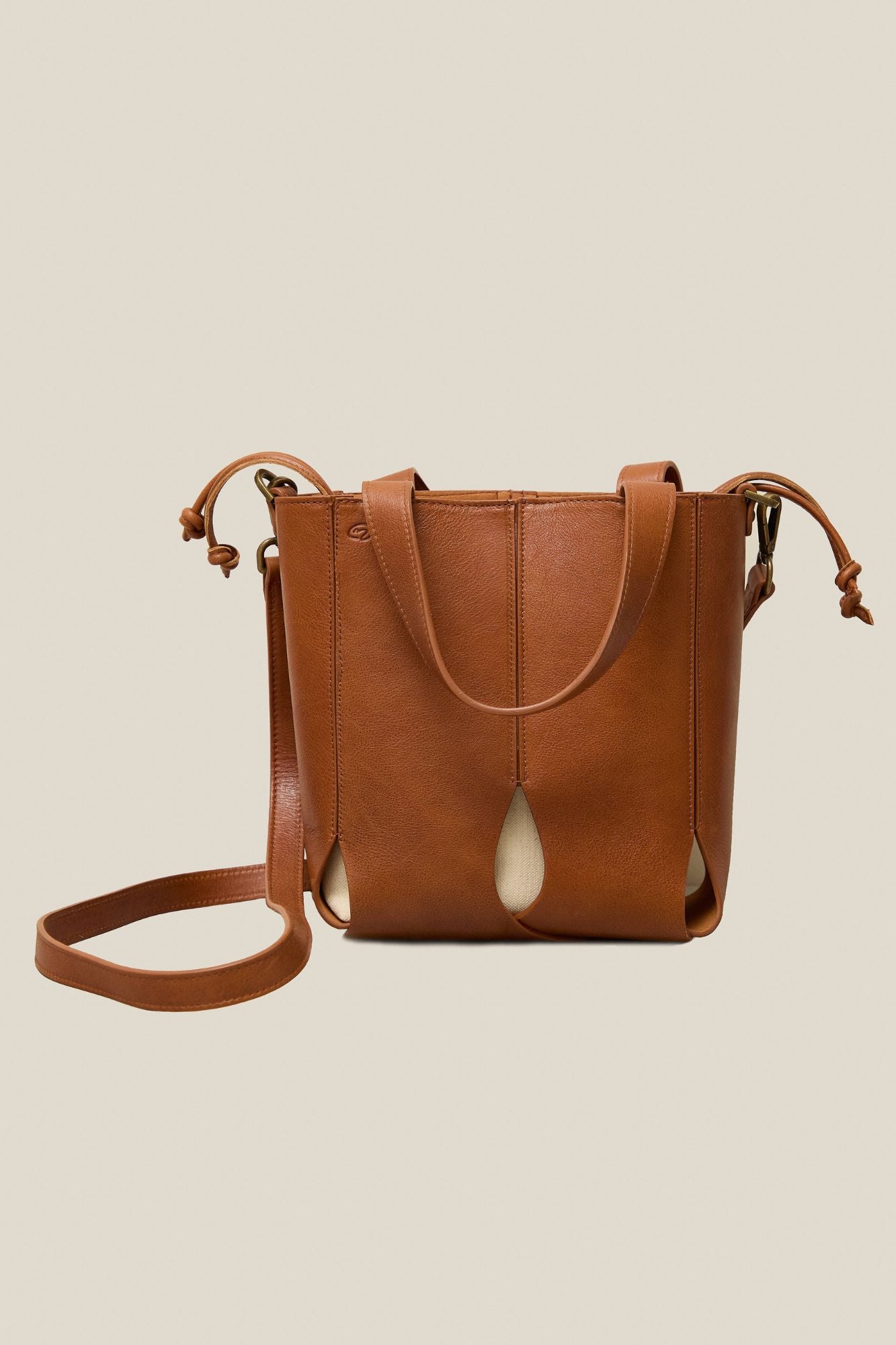 BOLSO BUCKET CALIZA CUERO