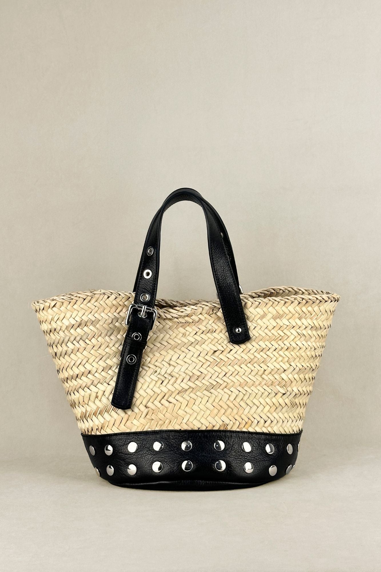 BLACK STUDDED PALM BUCKET BAG