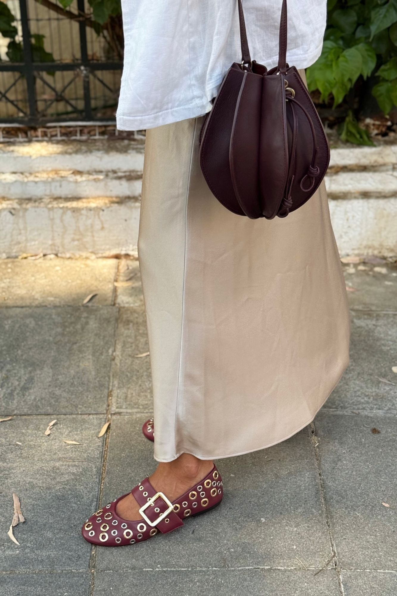 BAILARINA ROCK TACHAS BURDEOS 1CM