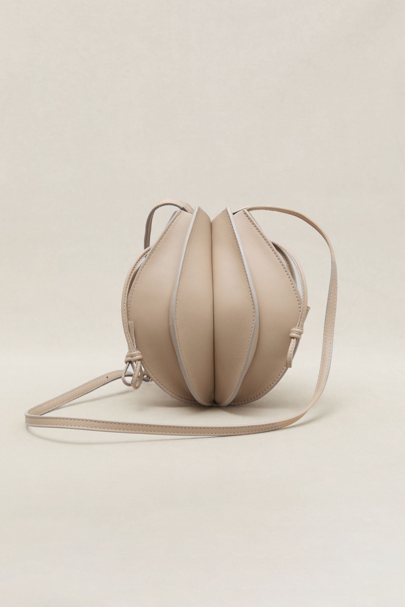 BOLSO DINSUM LATTE