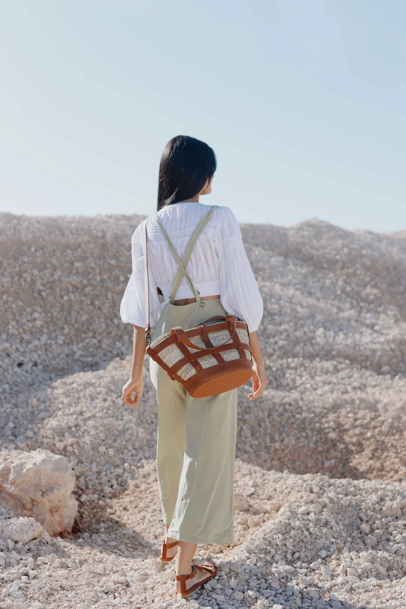 FORMENTERA LEATHER BASKET