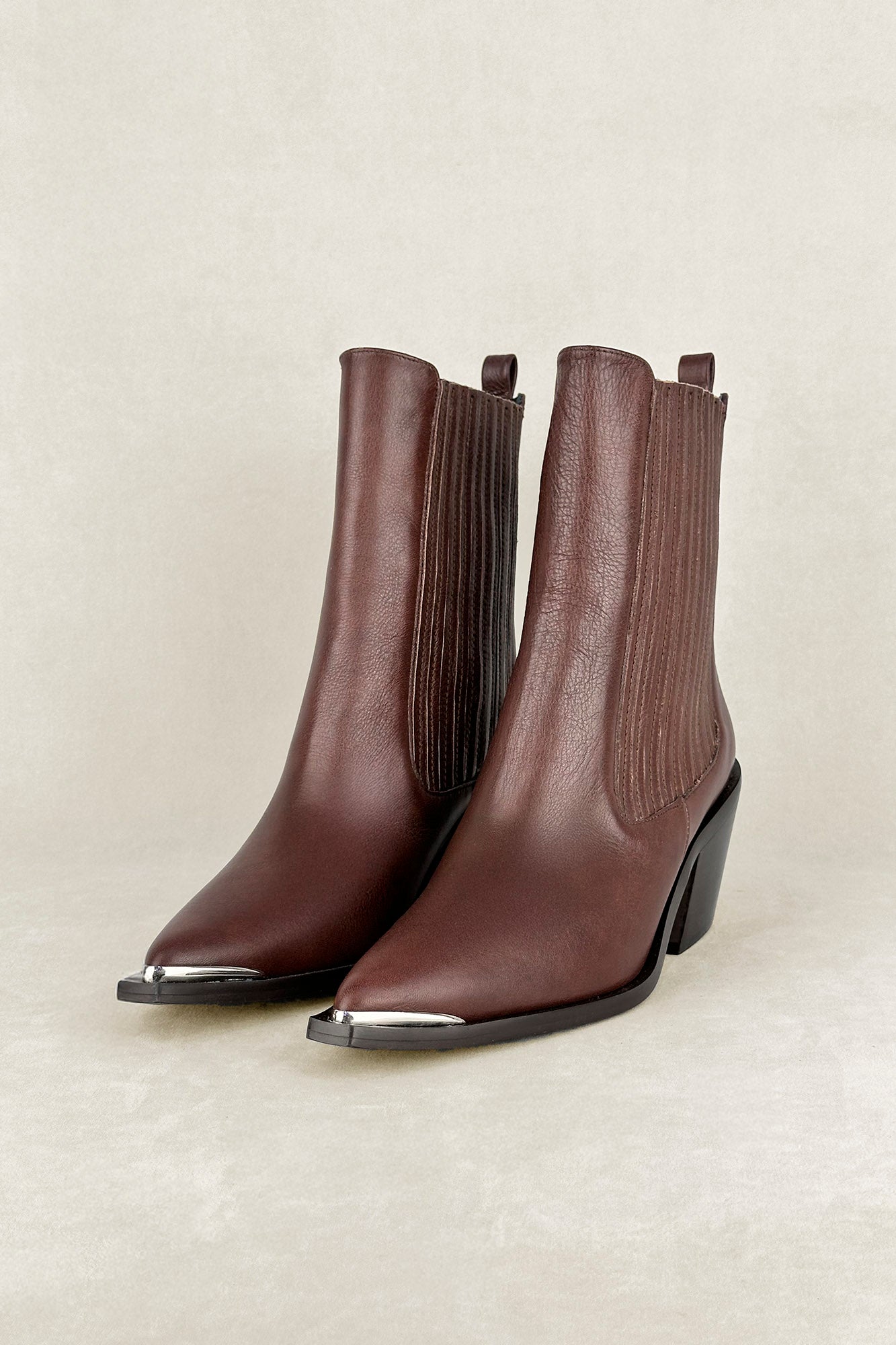 BOTA VELA PUNTERA CHOCOLATE 7CM
