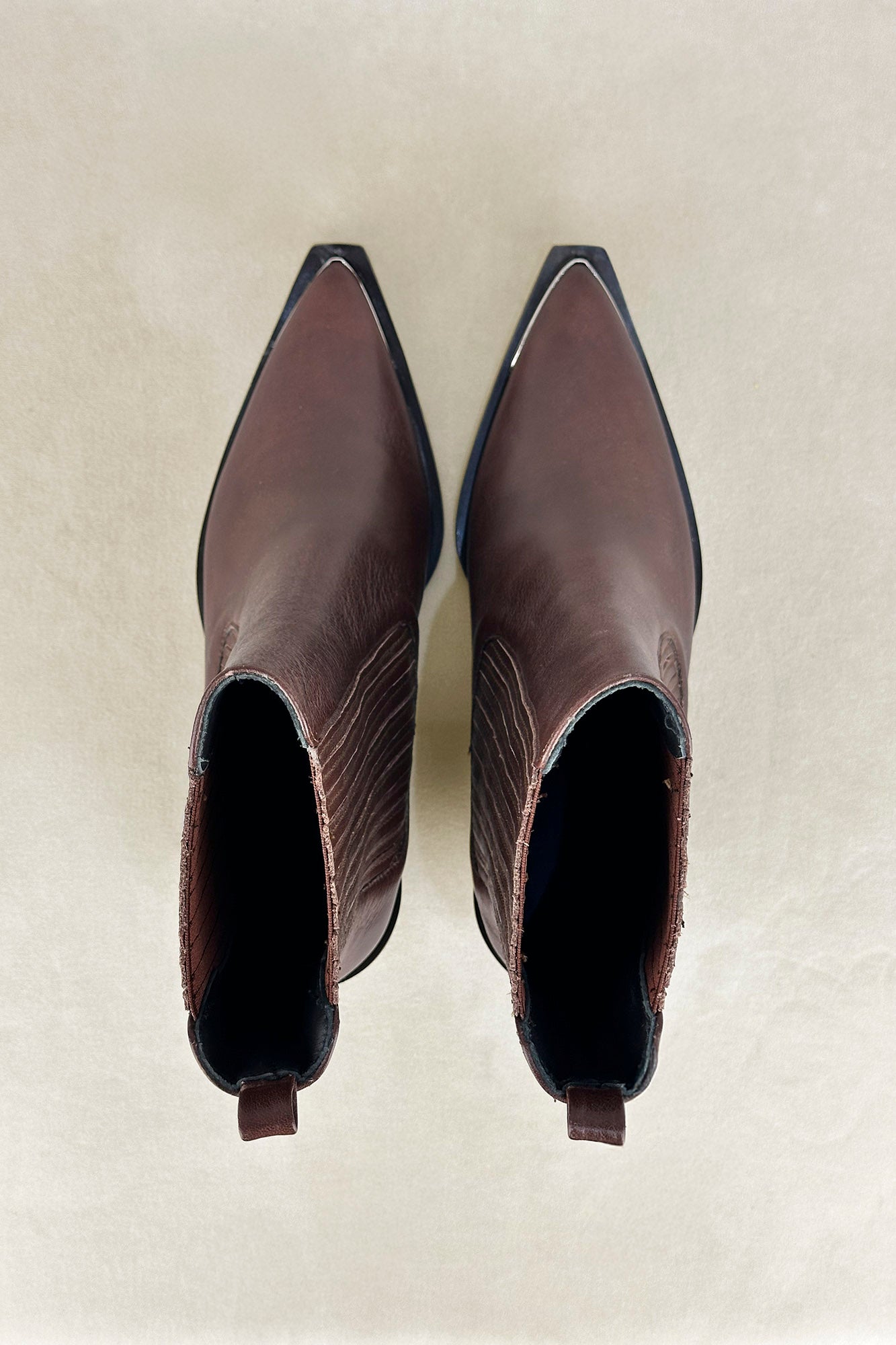 BOTA VELA PUNTERA CHOCOLATE 7CM