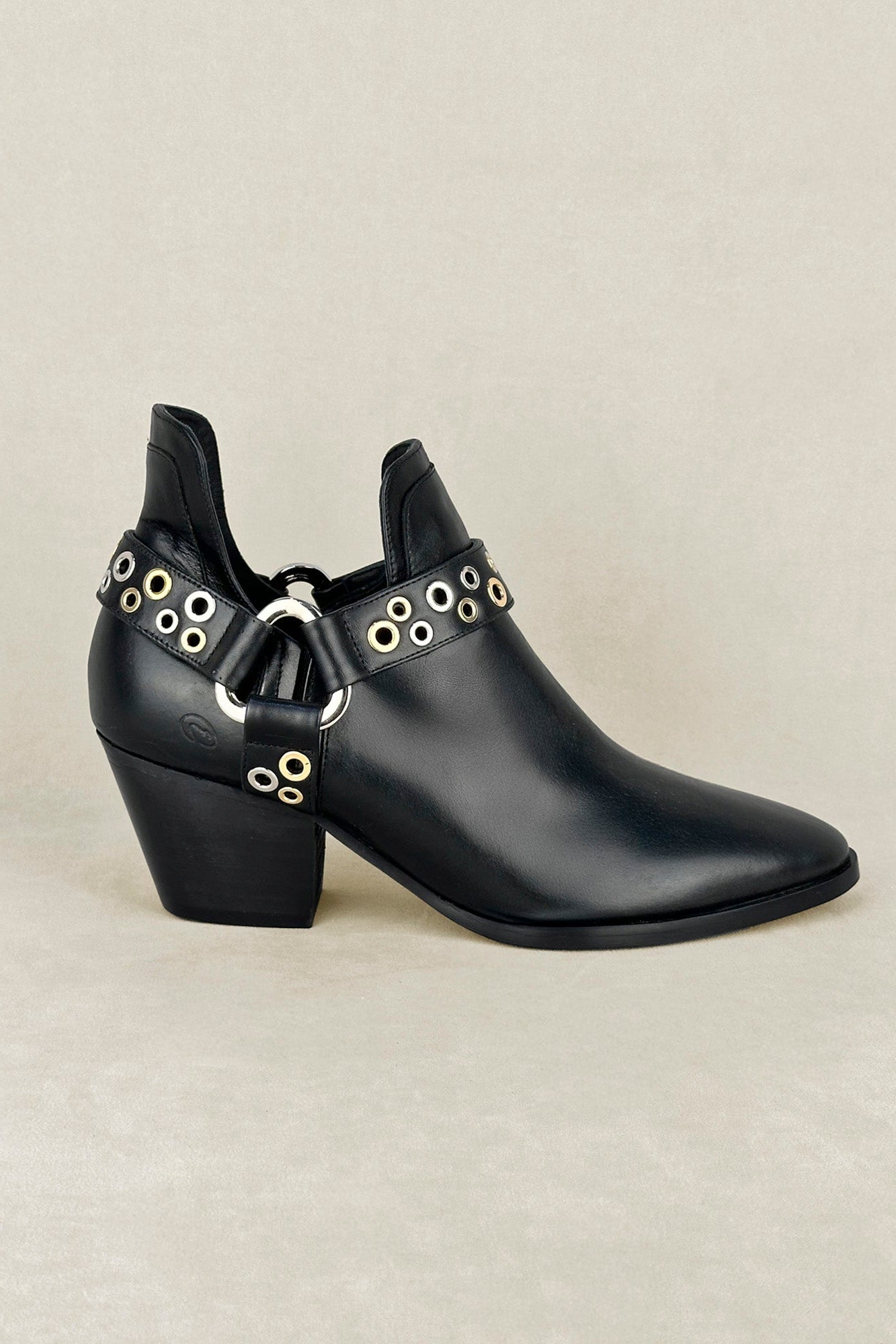 BOTIN ROCK NEGRO 6CM