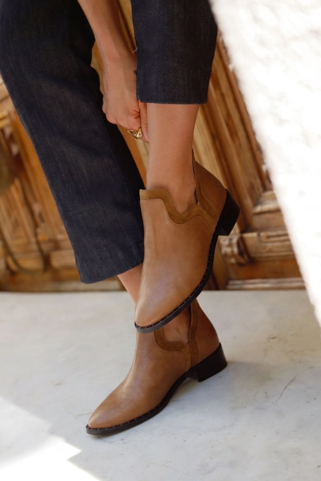 BOTIN SABELA MARRÓN 4CM