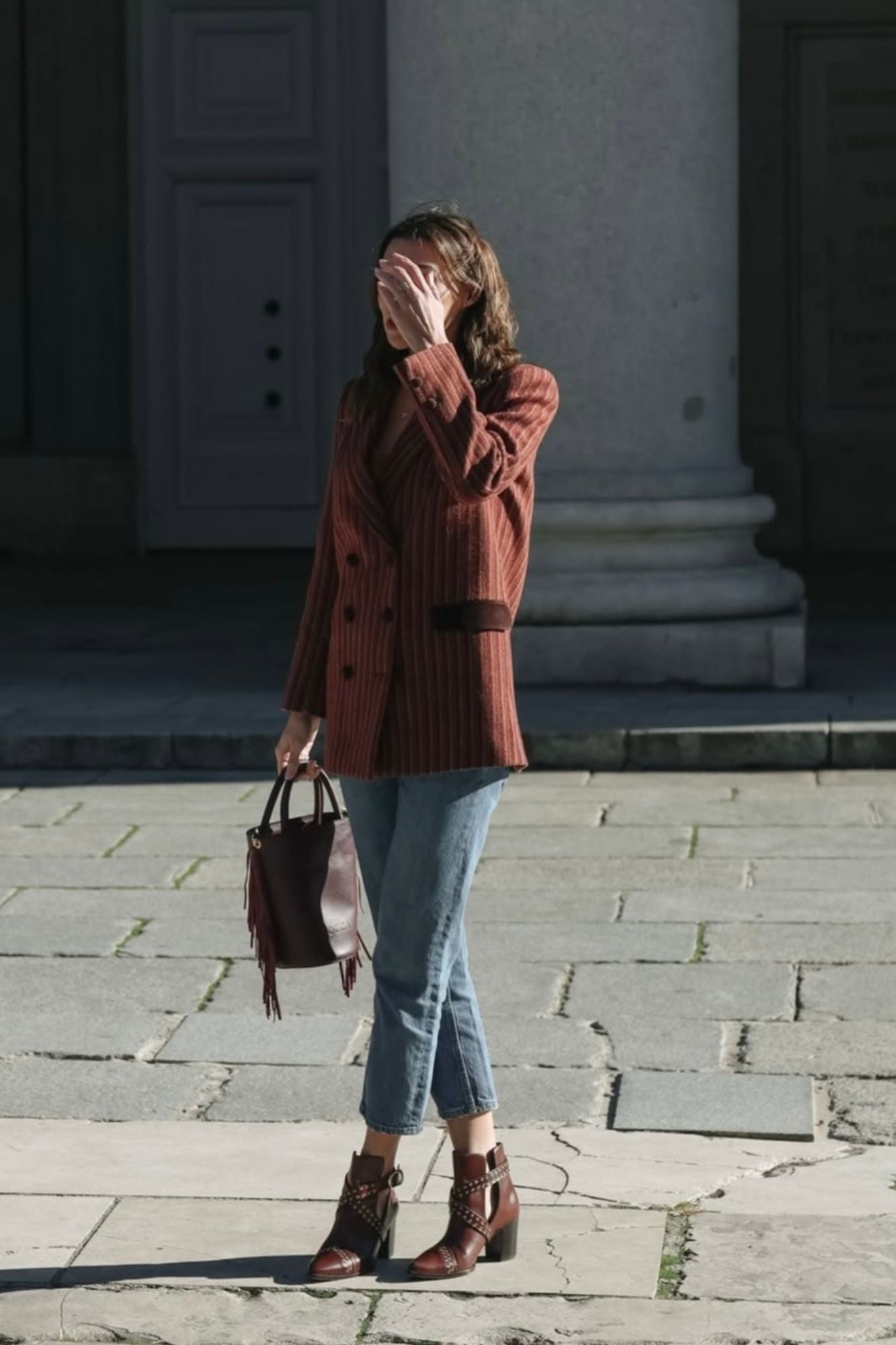 BROWN BOWIE WITH 7CM HEEL